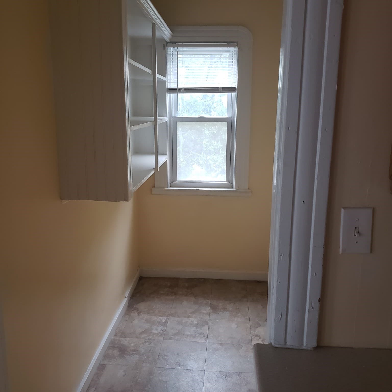 3 Family at 44-46 Langdon St, Springfield MA 01104, Springfield, photo 38 of 38