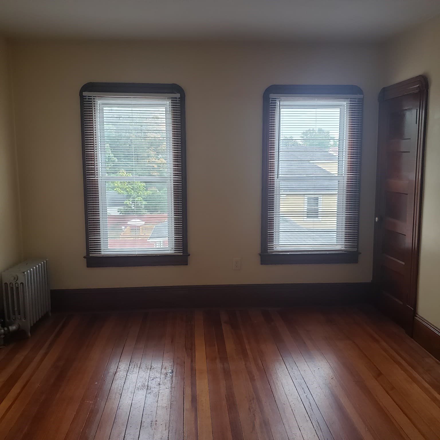 3 Family at 44-46 Langdon St, Springfield MA 01104, Springfield, photo 35 of 38