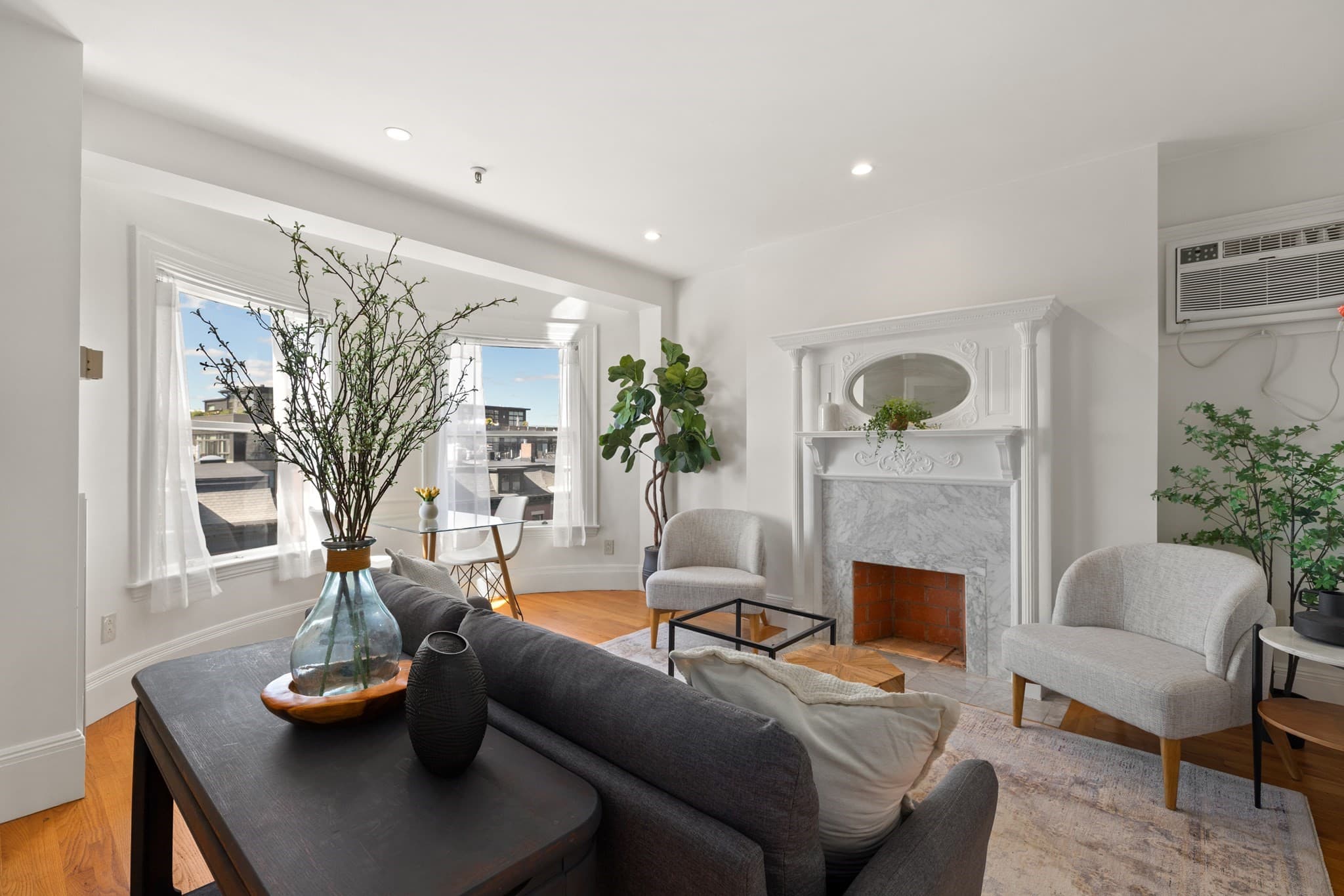 Condominium at 492 Massachusetts Ave # 63, Boston MA 02118, photo 2 of 26