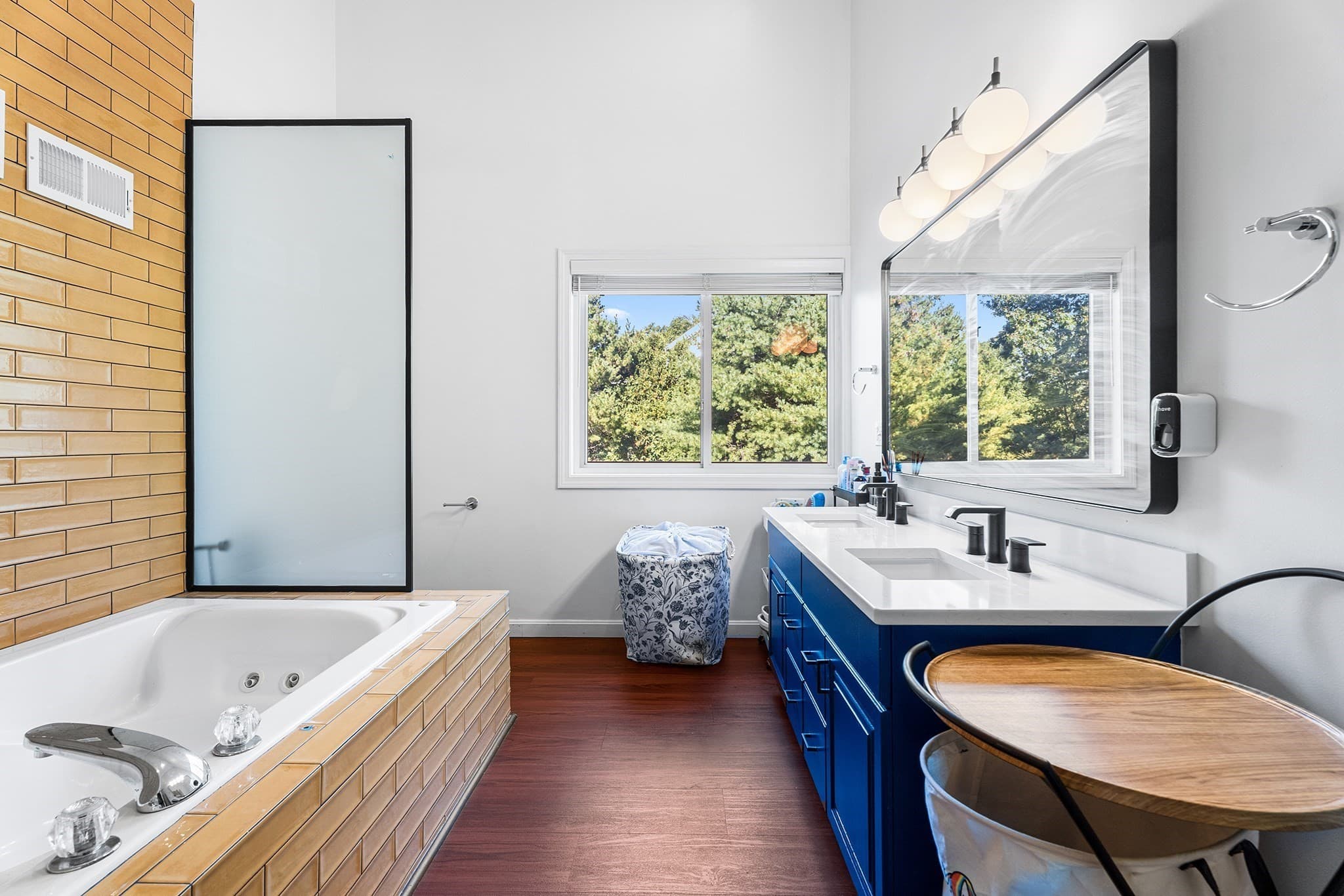 Condominium at 186 Algonquin Trl # 76, Ashland MA 01721, Ashland, photo 18 of 40