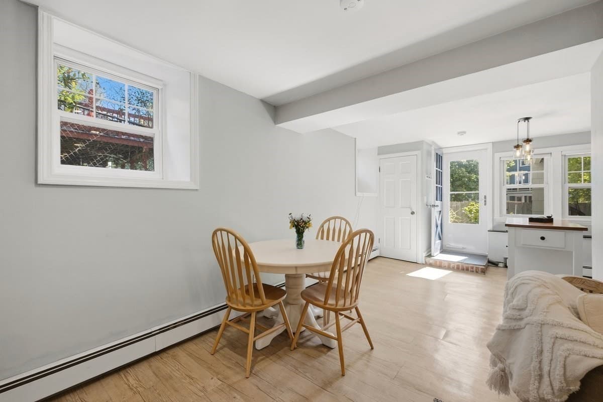 Condominium at 60 Guernsey St. # 1, Boston MA 02131, Boston, photo 10 of 28
