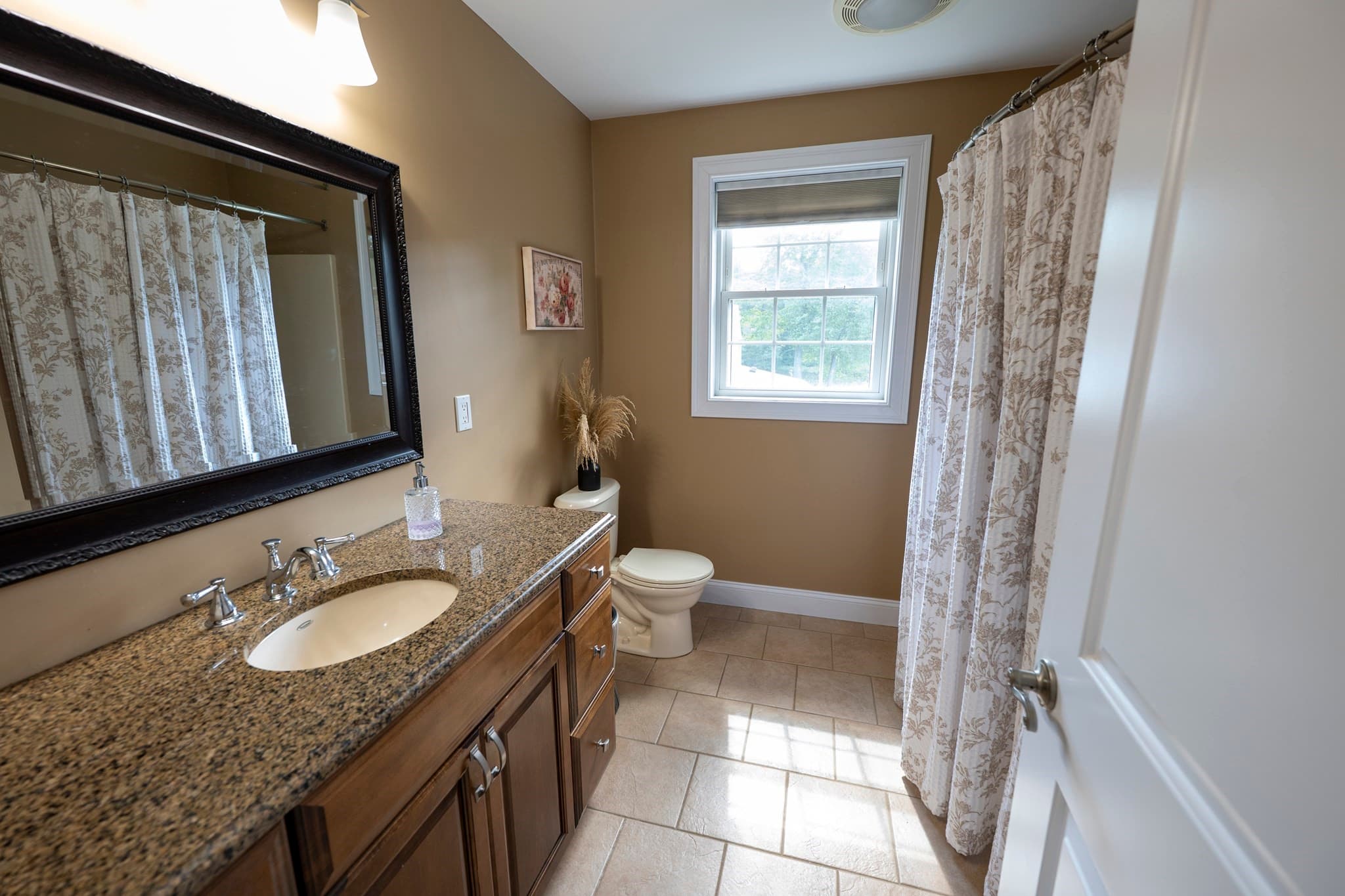 Single Family Residence at 31 Burncoat Ln, Leicester MA 01524, photo 28 of 38