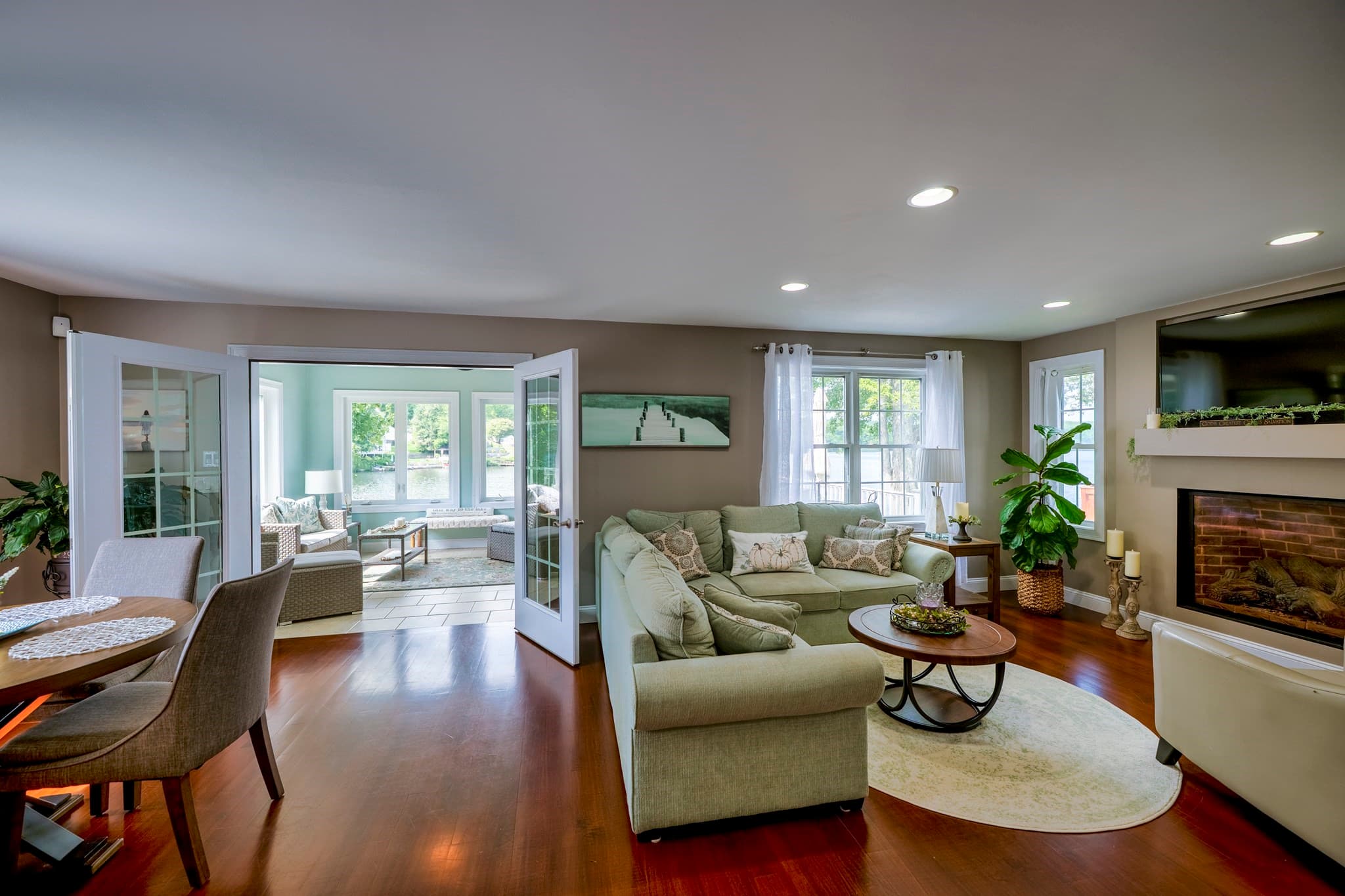 Single Family Residence at 31 Burncoat Ln, Leicester MA 01524, photo 15 of 38