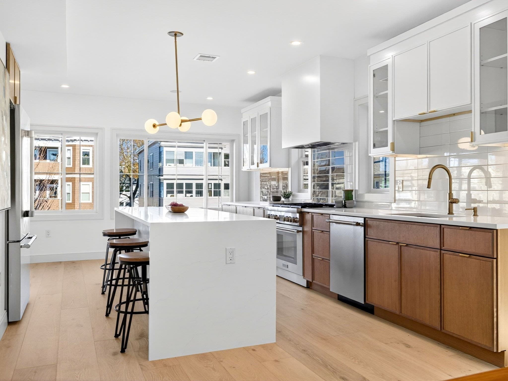 202 Powder House Blvd # 2, Somerville MA 02144