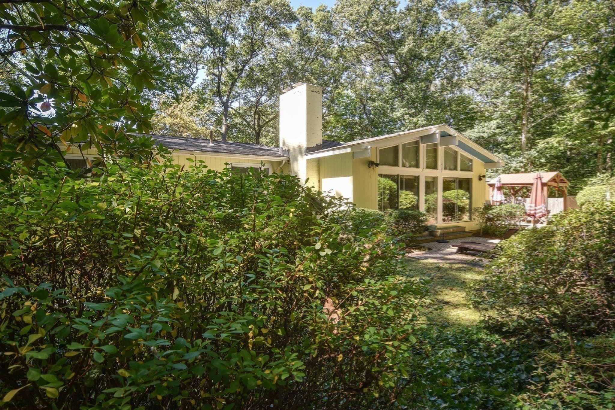 Single Family Residence at 9 Raleigh Rd, Dover MA 02030, Dover, photo 26 of 27