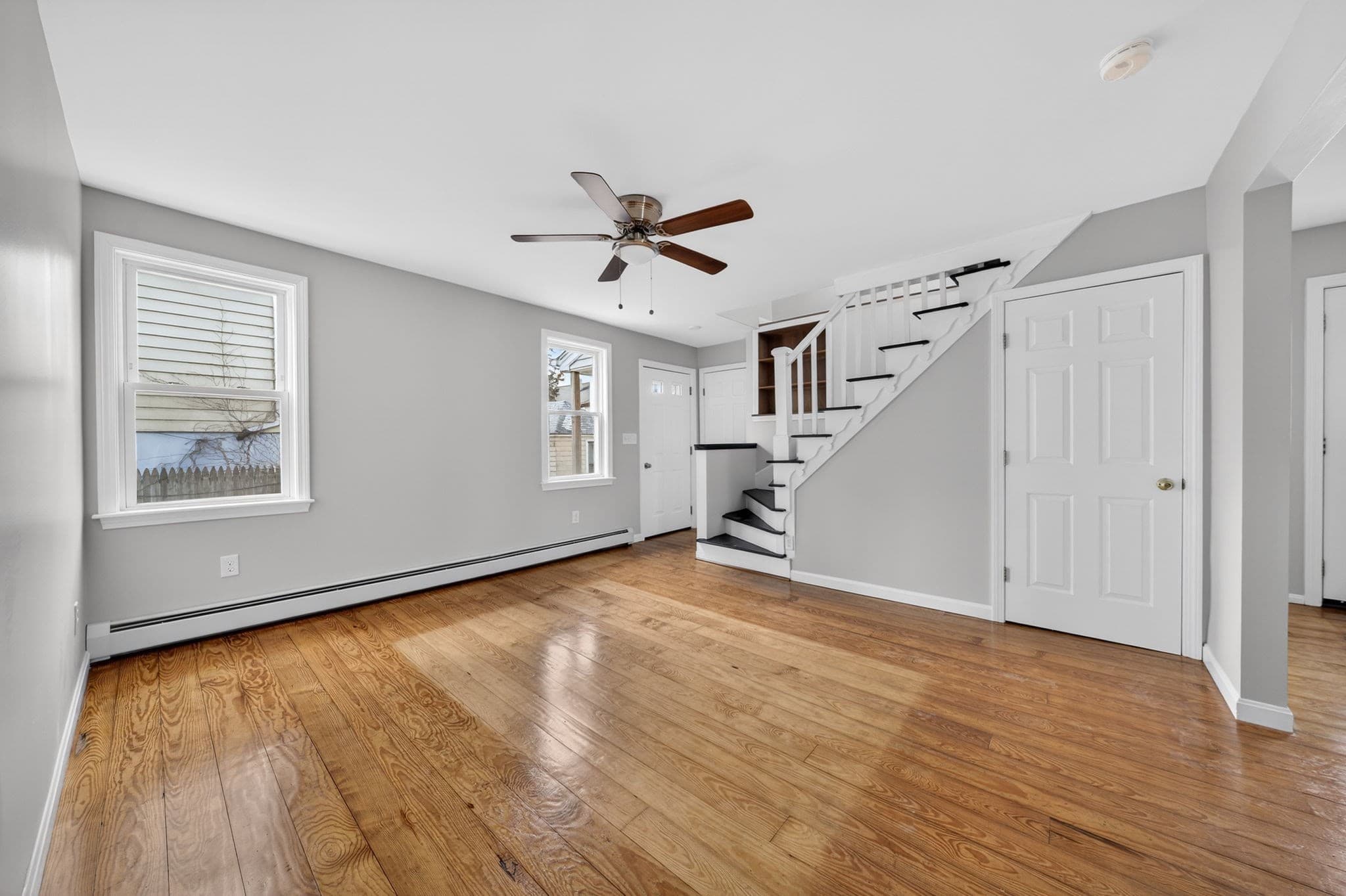 Single Family Residence at 165 Grant St, Fall River MA 02721, Fall River, photo 16 of 37