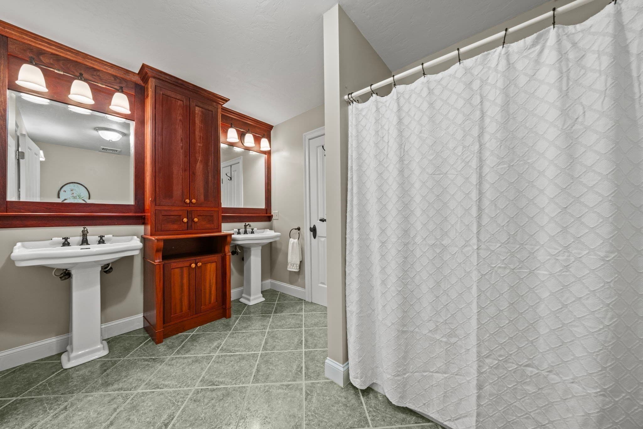 Single Family Residence at 144 Stone Road, East Brookfield MA 01515, photo 30 of 42