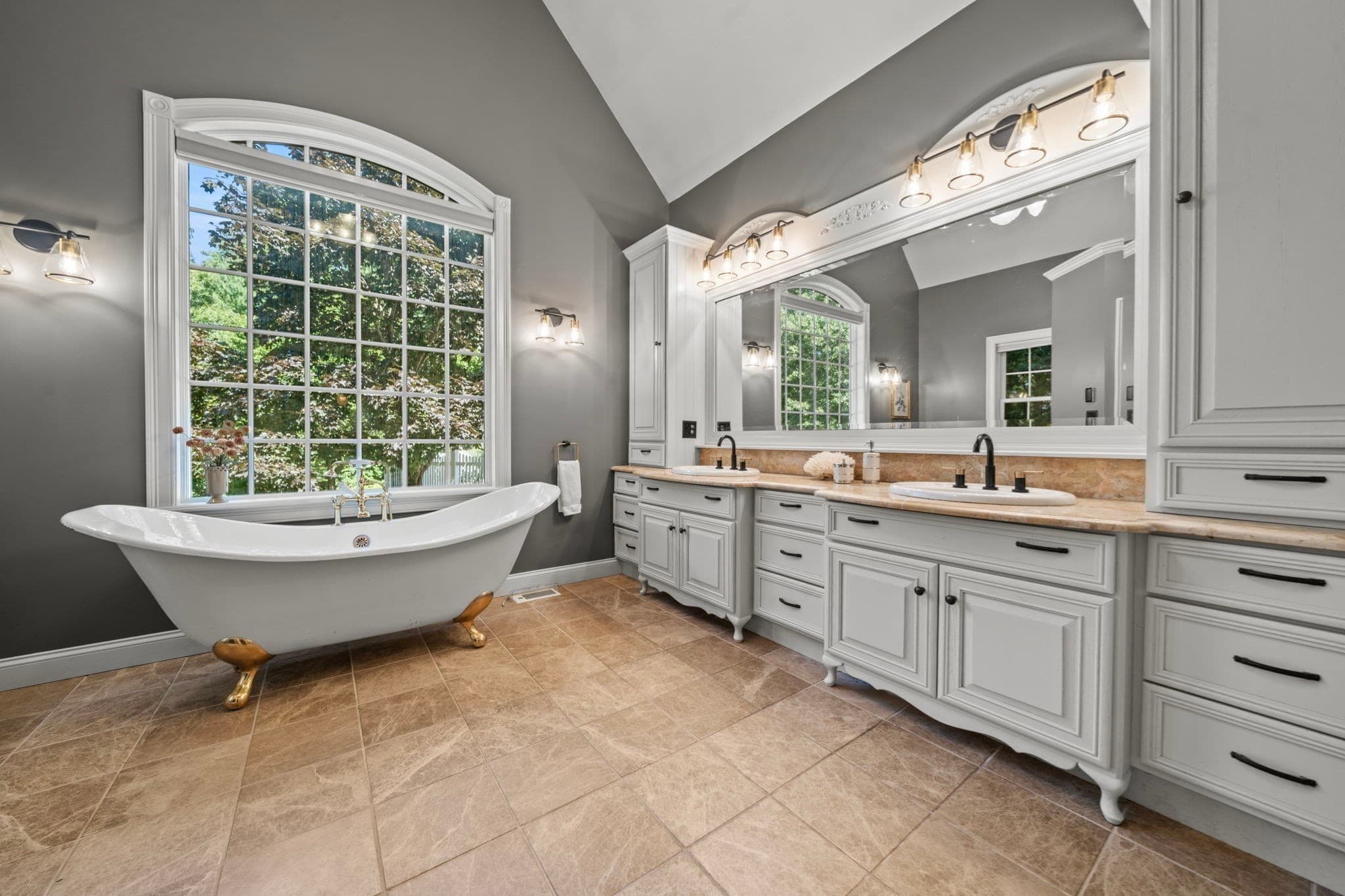 Single Family Residence at 144 Stone Road, East Brookfield MA 01515, photo 11 of 42