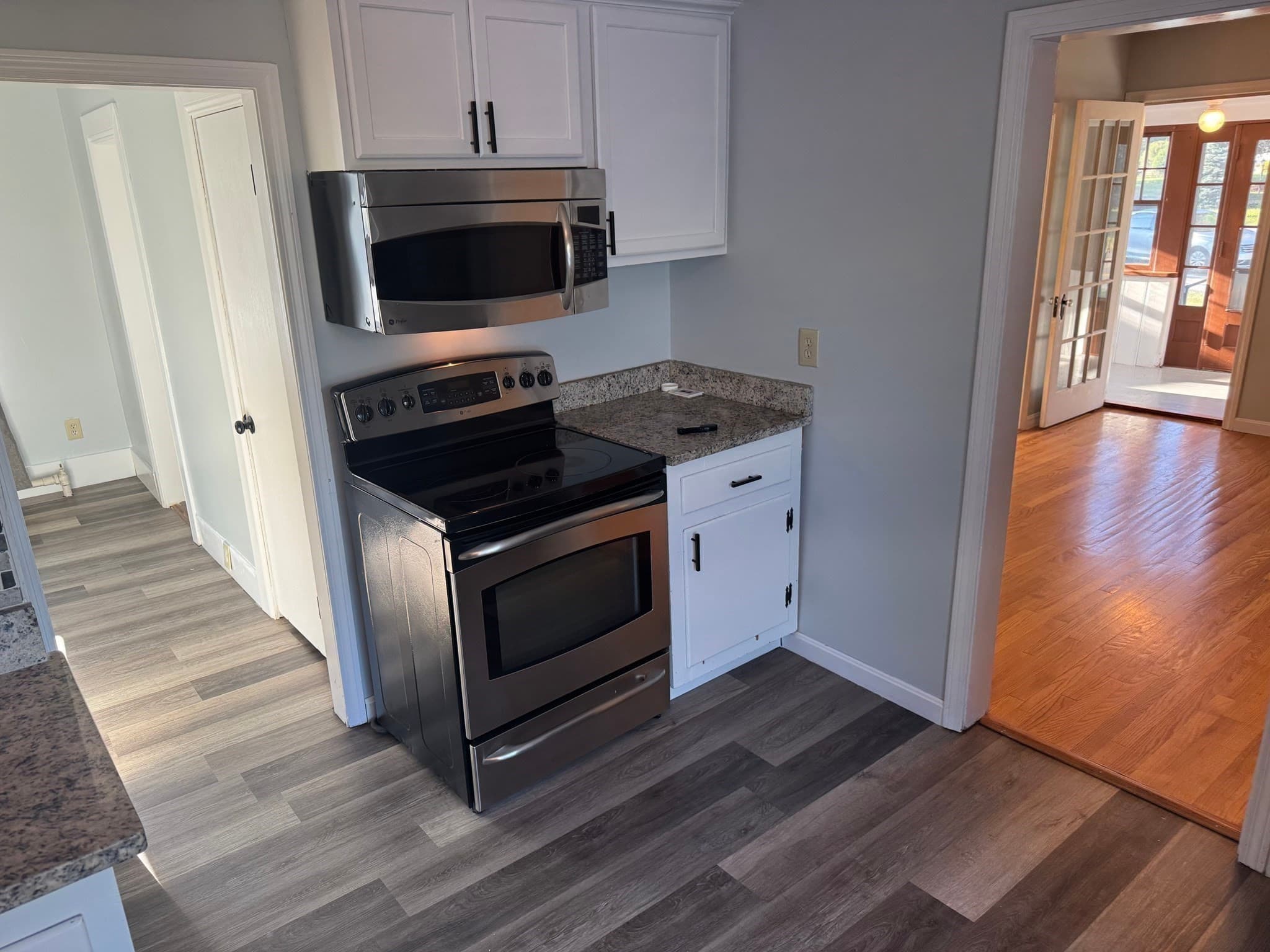 Single Family Residence at 210 Main St, Shrewsbury MA 01545, Shrewsbury, photo 7 of 32