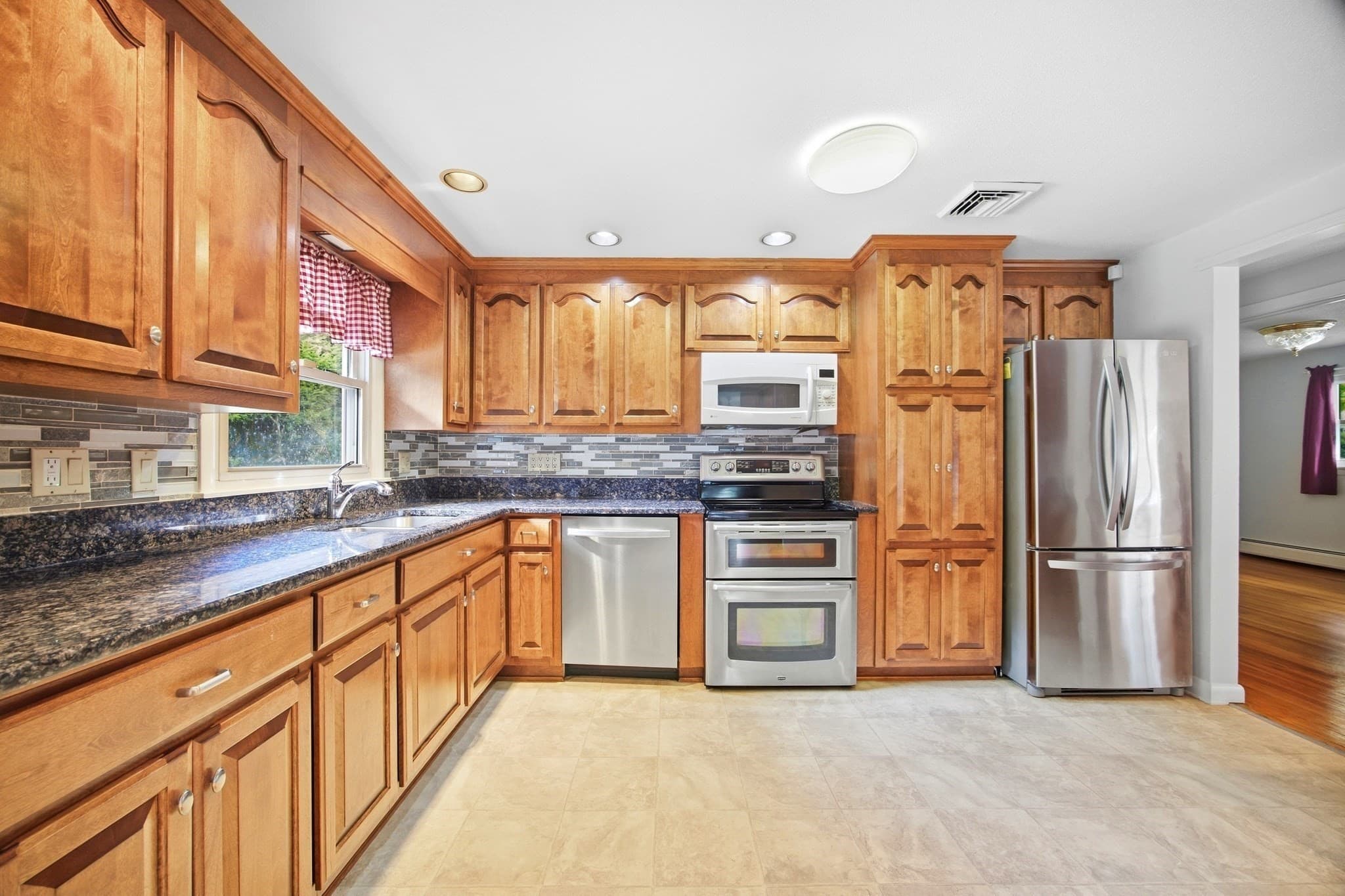 Single Family Residence at 2 Drake Lane, Holyoke MA 01040, Holyoke, photo 10 of 27