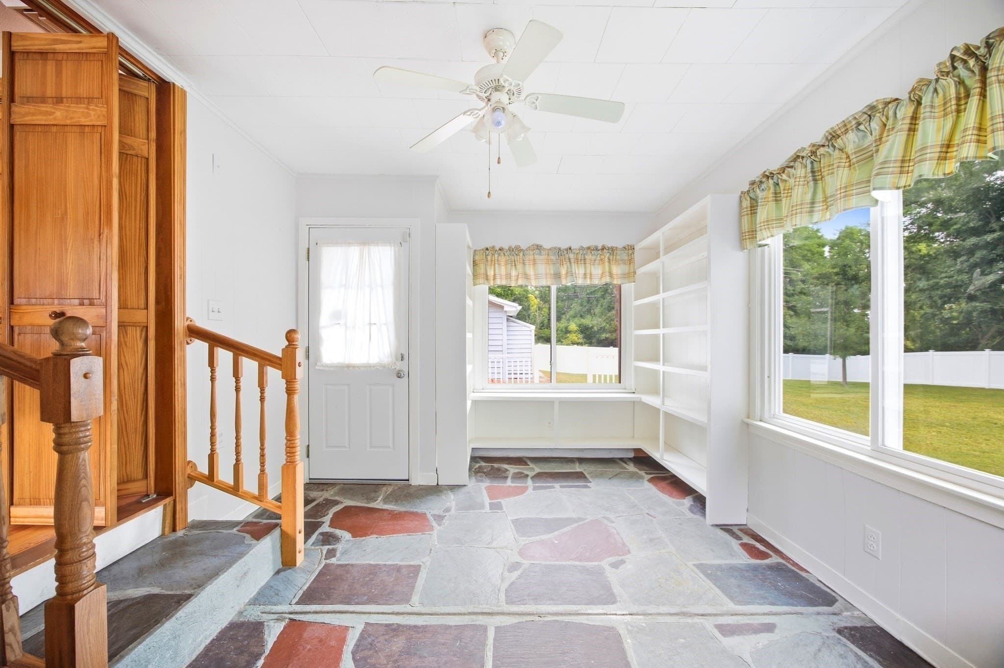 Single Family Residence at 2 Drake Lane, Holyoke MA 01040, Holyoke, photo 11 of 27