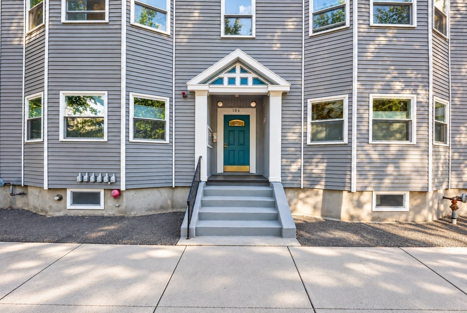 Condominium at 106 Walnut St # 4, Somerville MA 02145, Somerville, photo 25 of 29