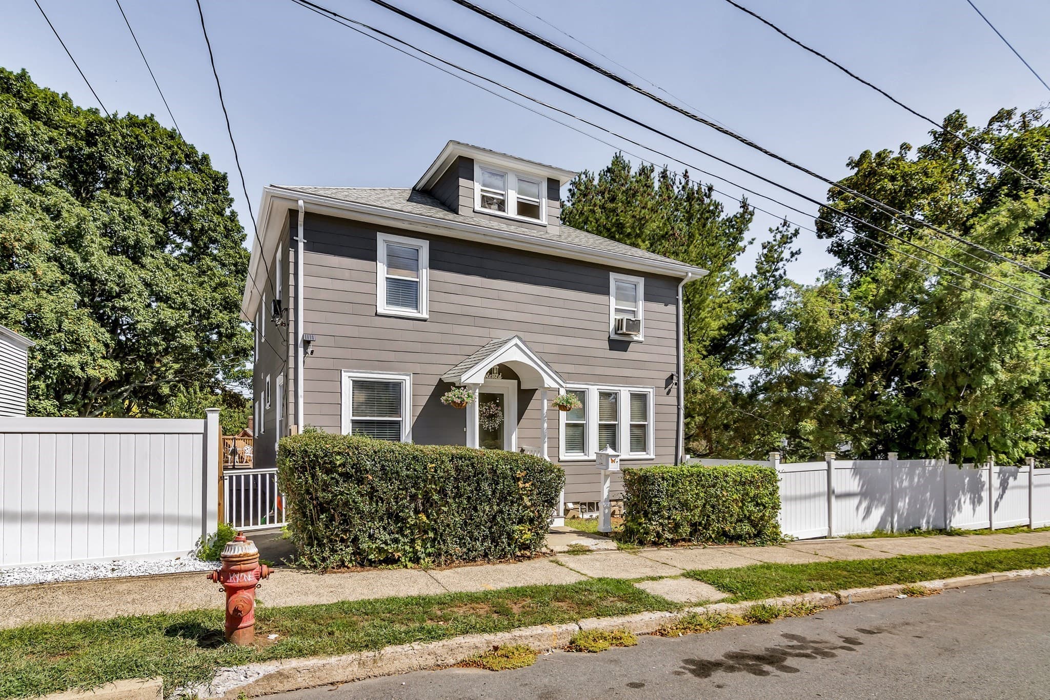 Single Family Residence at 64 Webster St, Lynn MA 01902, Lynn, photo 3 of 31