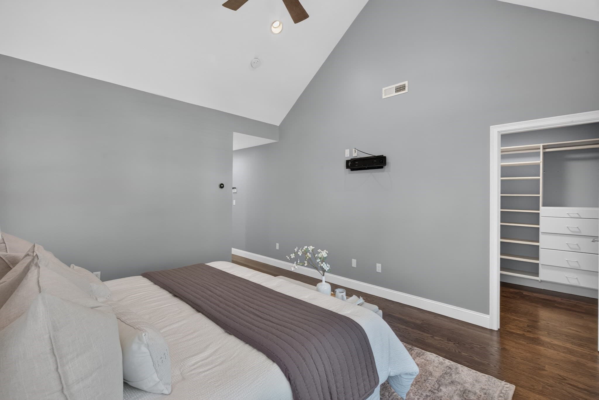 Single Family Residence at 34 Senator Bolling Cir, Boston MA 02124, Boston, photo 25 of 41