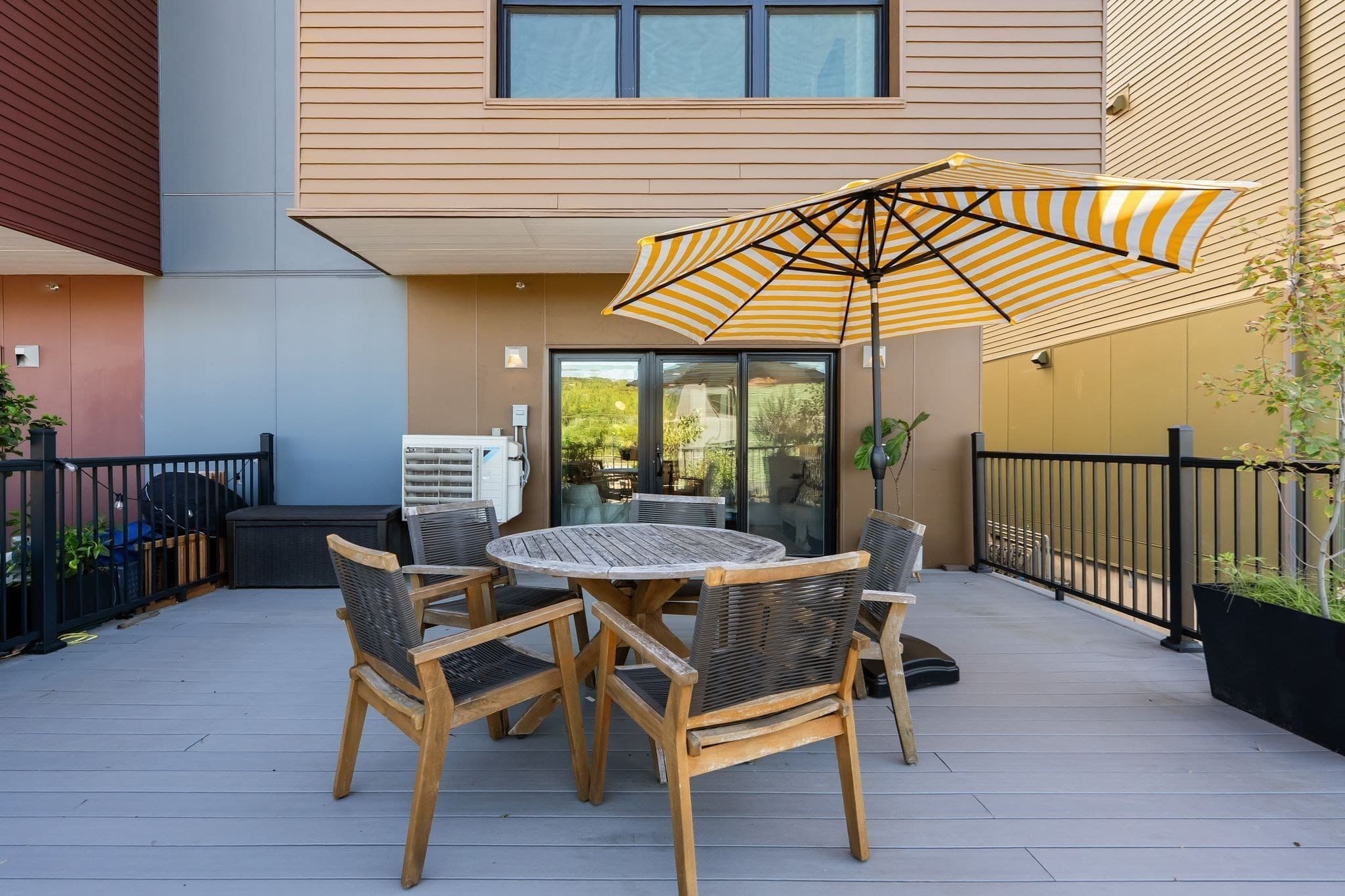Condominium at 125 Hyde Park Ave # A, Boston MA 02130, Boston, photo 14 of 40