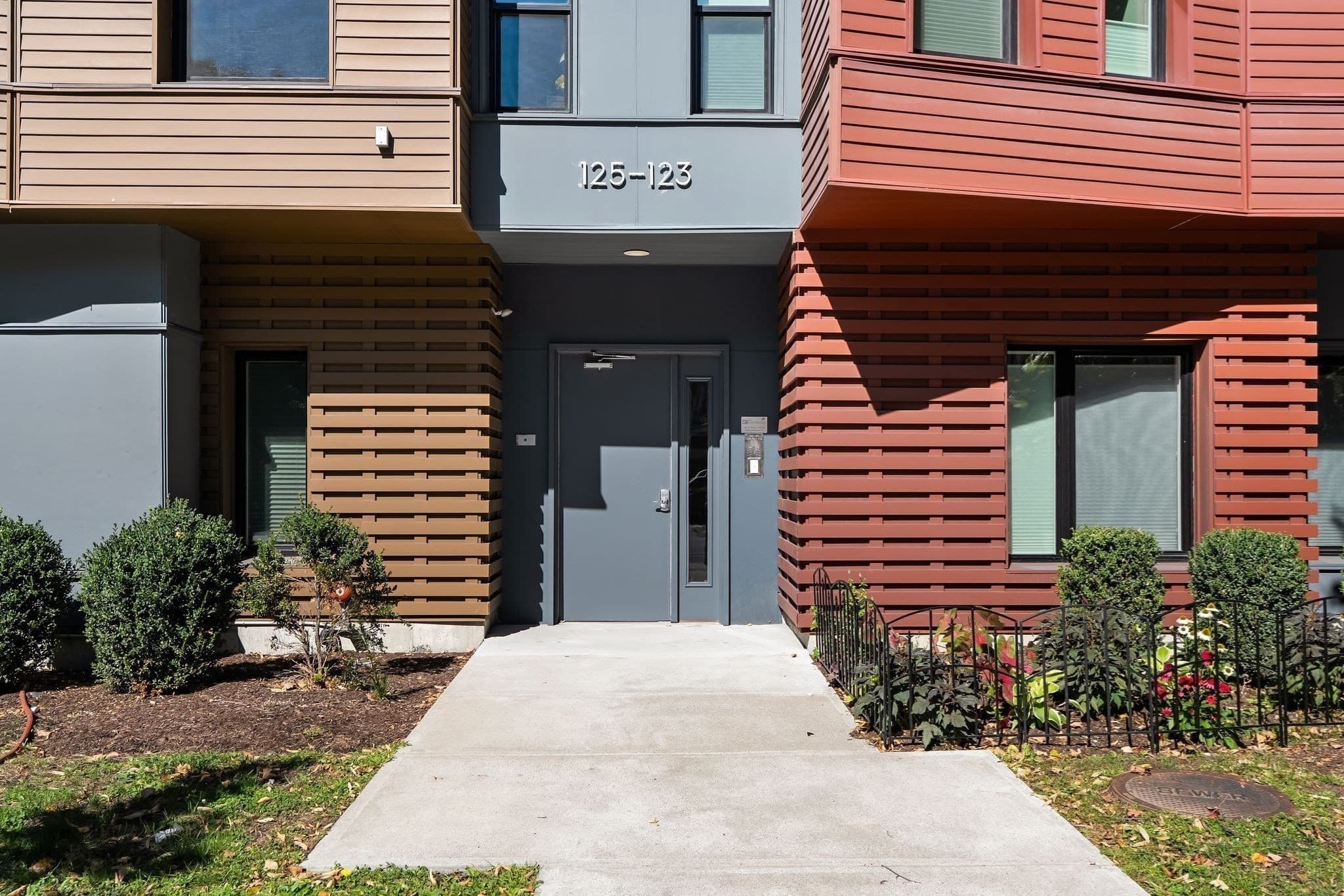 Condominium at 125 Hyde Park Ave # A, Boston MA 02130, Boston, photo 37 of 40