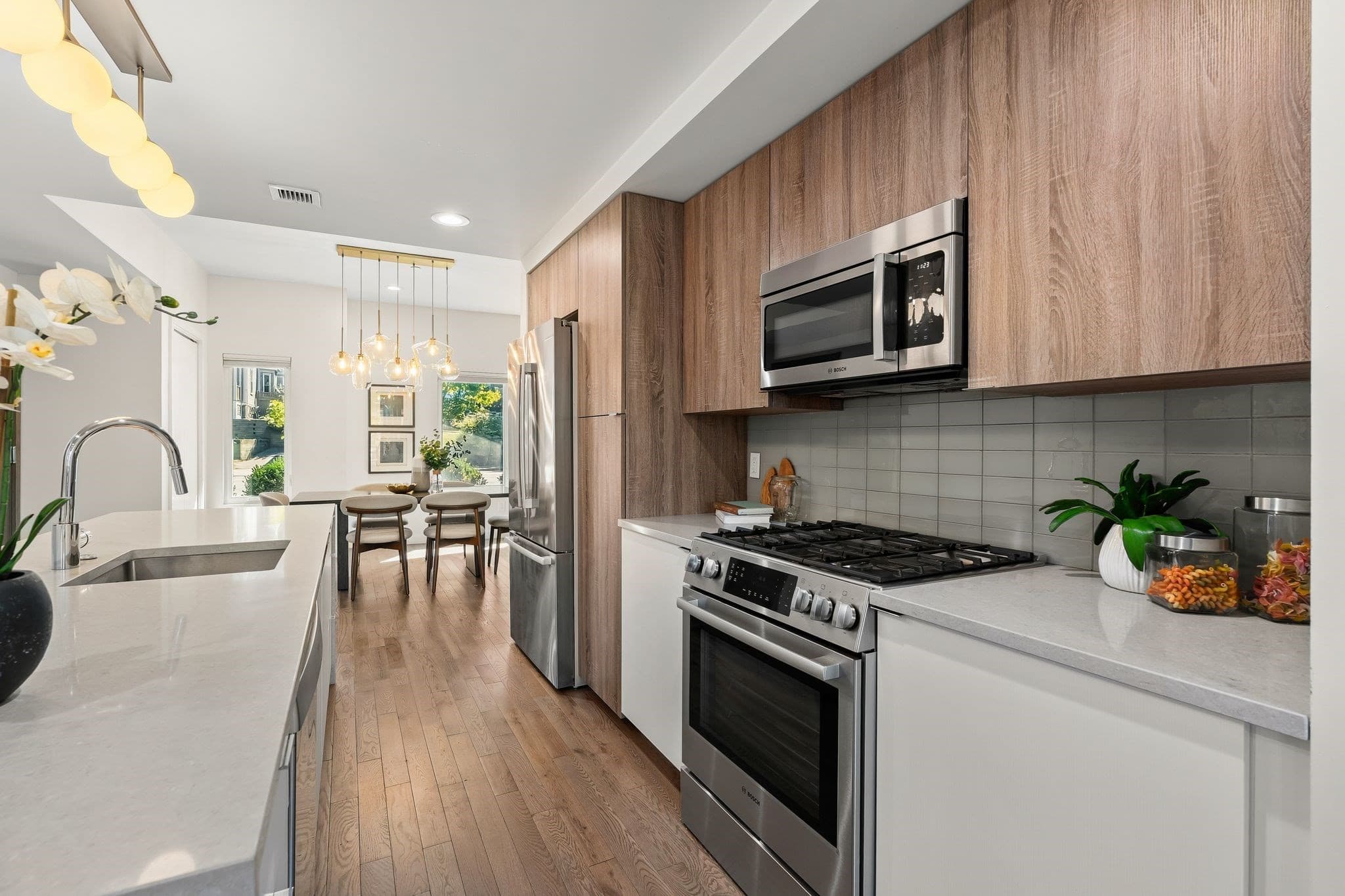 Condominium at 125 Hyde Park Ave # A, Boston MA 02130, Boston, photo 4 of 40