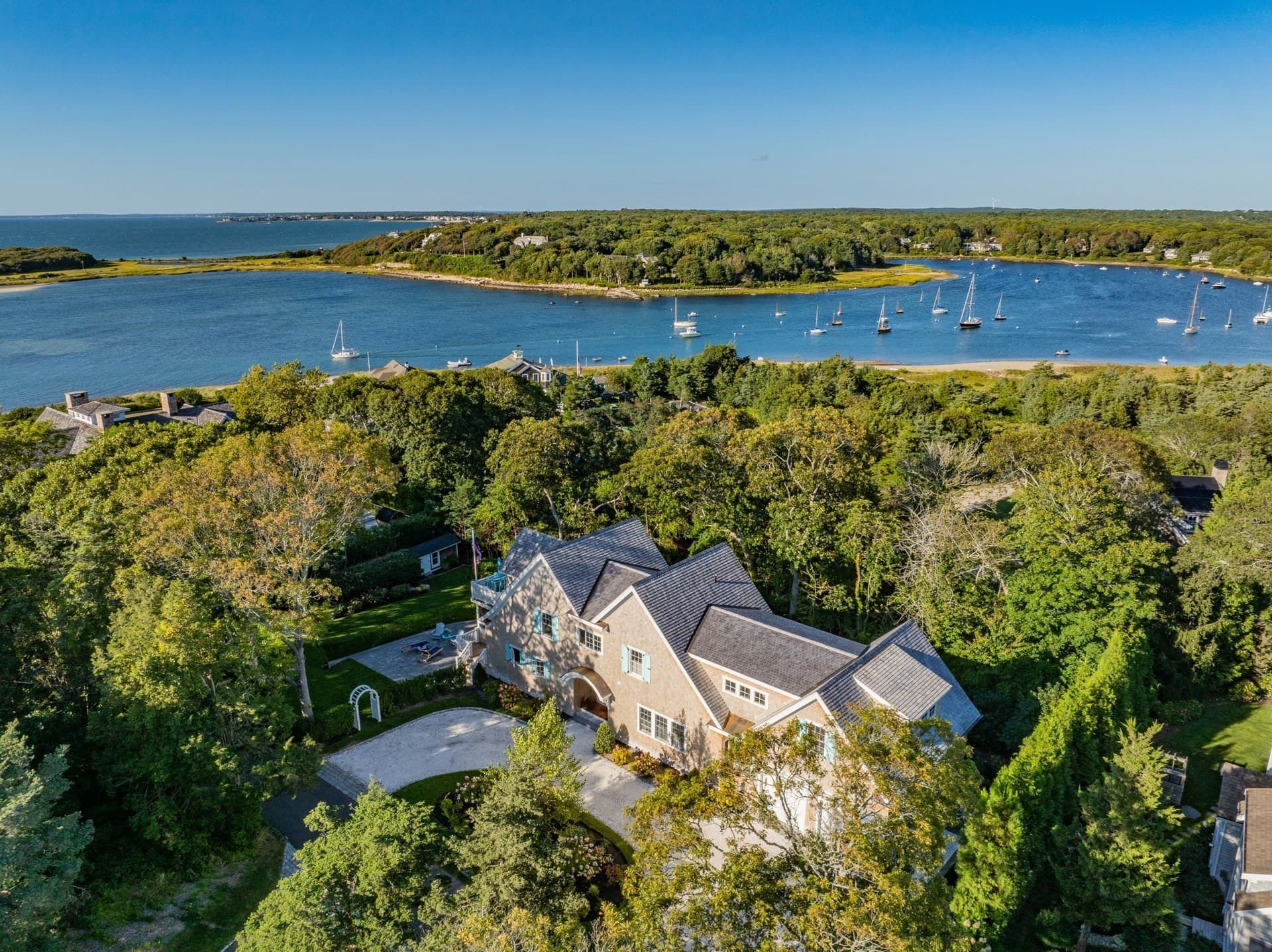 133 Associates Road, Falmouth MA 02540