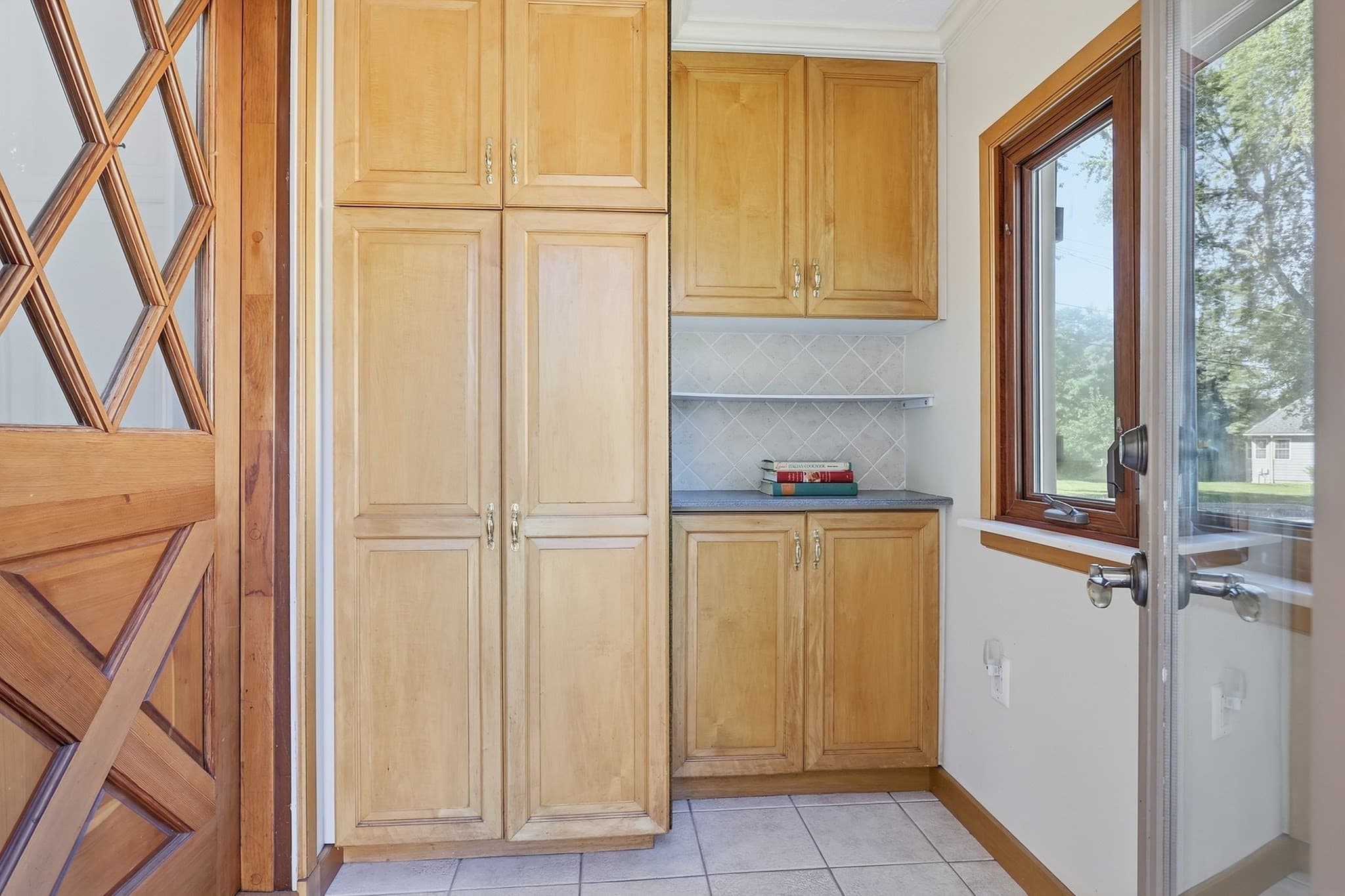 Single Family Residence at 4 Nevada Road, Burlington MA 01803, Burlington, photo 9 of 21