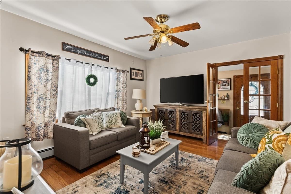 Multi Family at 35 Godfrey St, Taunton MA 02780, Taunton, photo 6 of 41