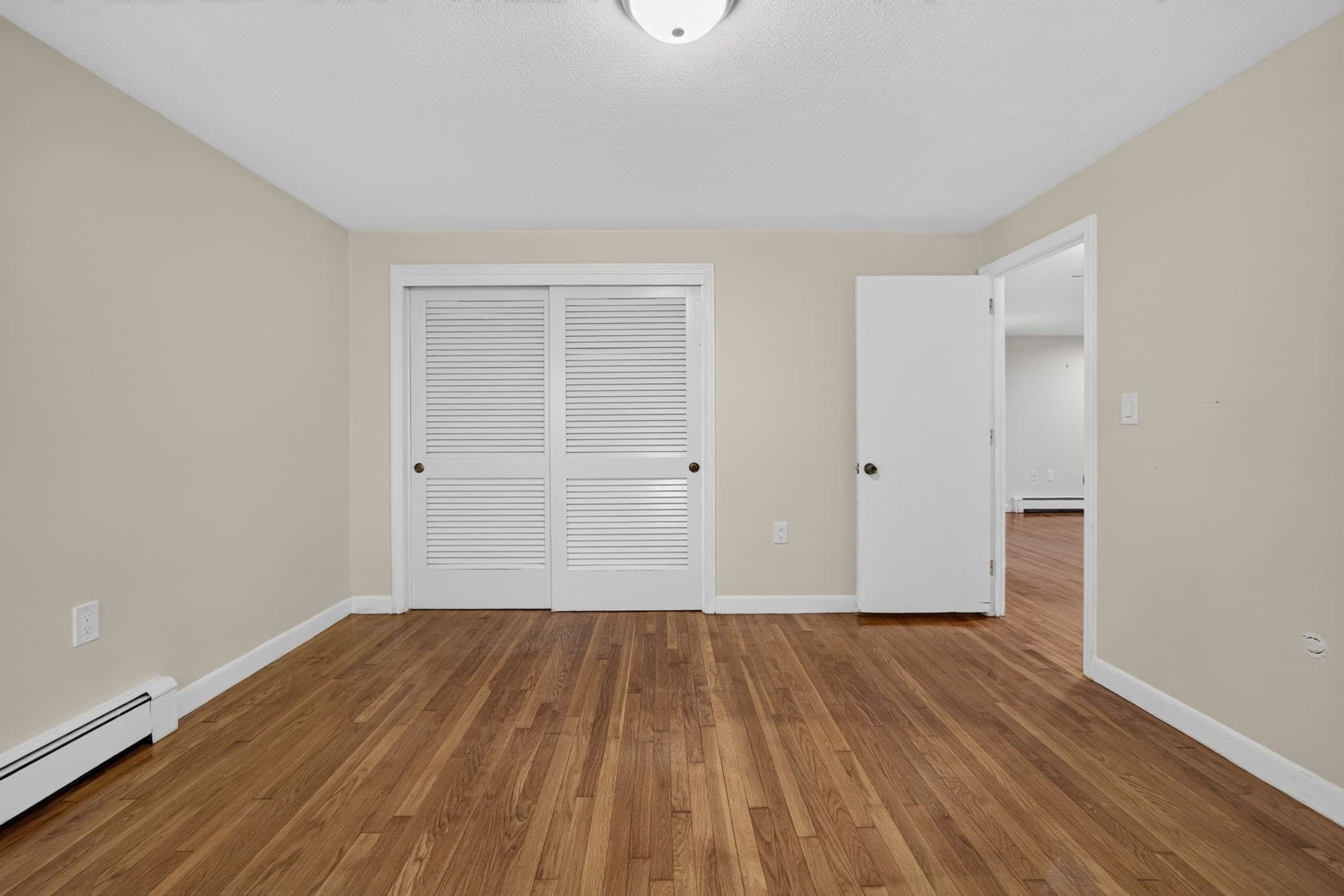 Single Family Residence at 7 Madeline Rd, Tewksbury MA 01876, Tewksbury, photo 16 of 39