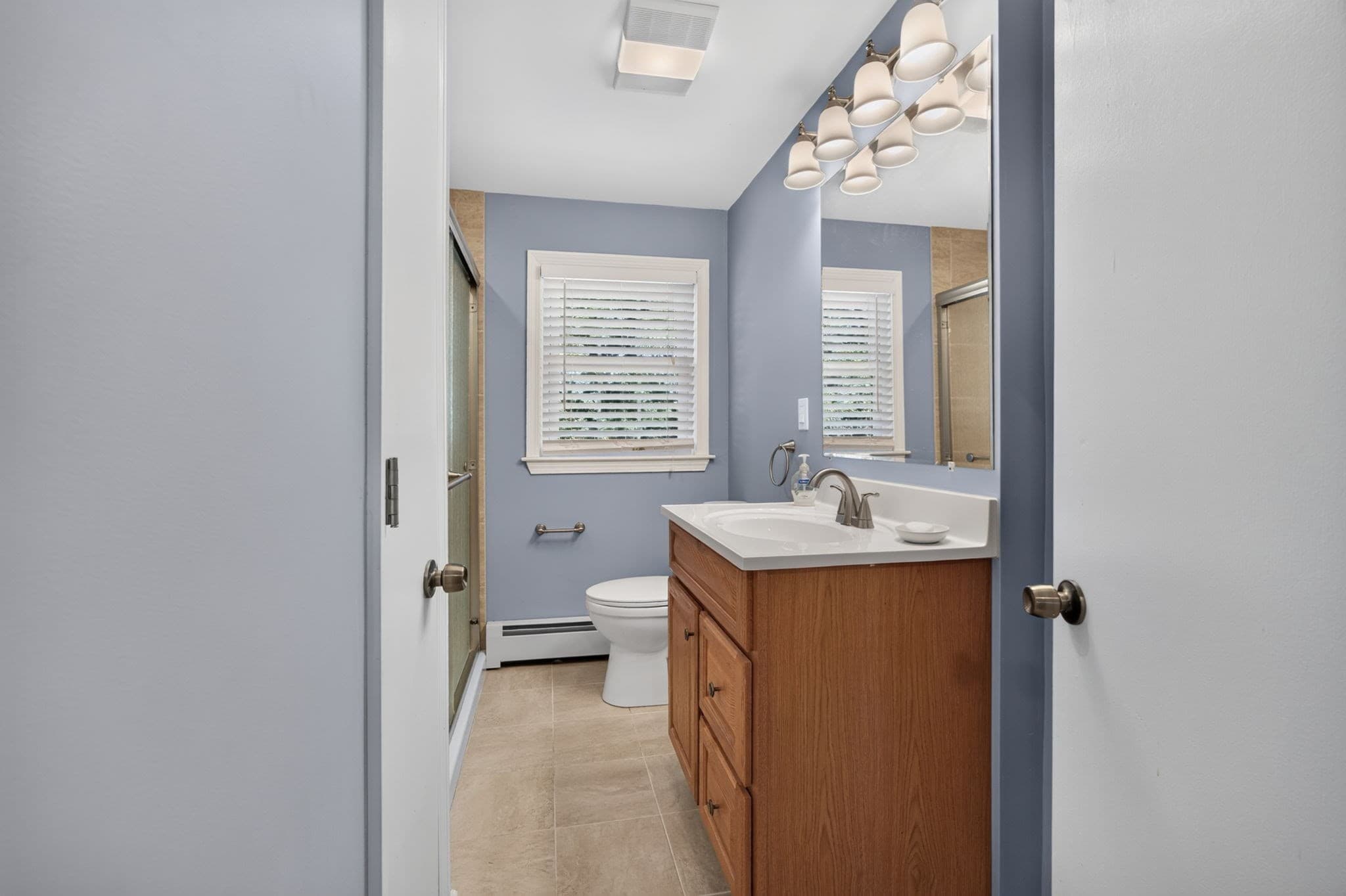 Single Family Residence at 7 Madeline Rd, Tewksbury MA 01876, Tewksbury, photo 15 of 39