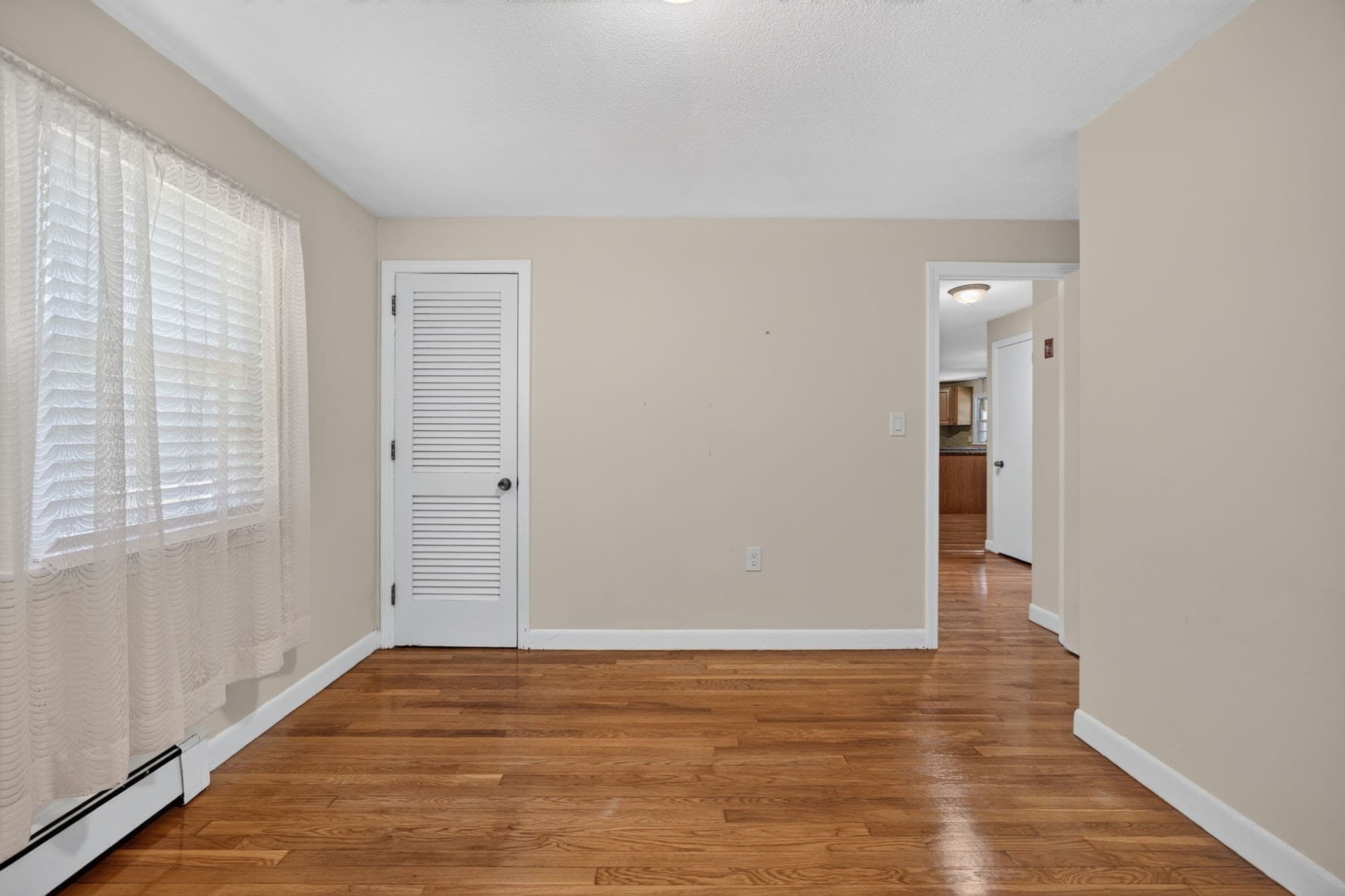Single Family Residence at 7 Madeline Rd, Tewksbury MA 01876, Tewksbury, photo 21 of 39