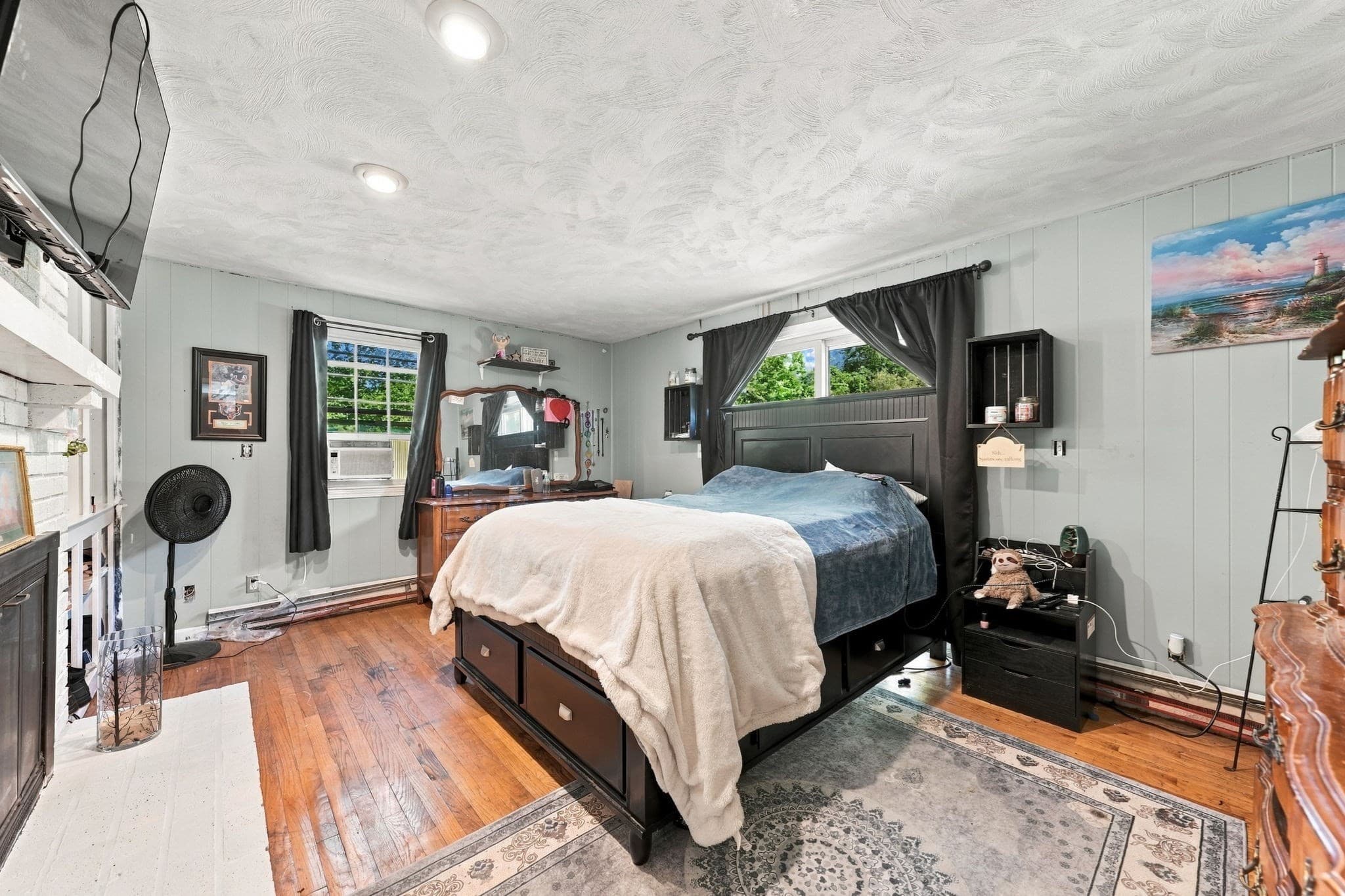Single Family Residence at 3320 County St, Somerset MA 02726, Somerset, photo 7 of 28