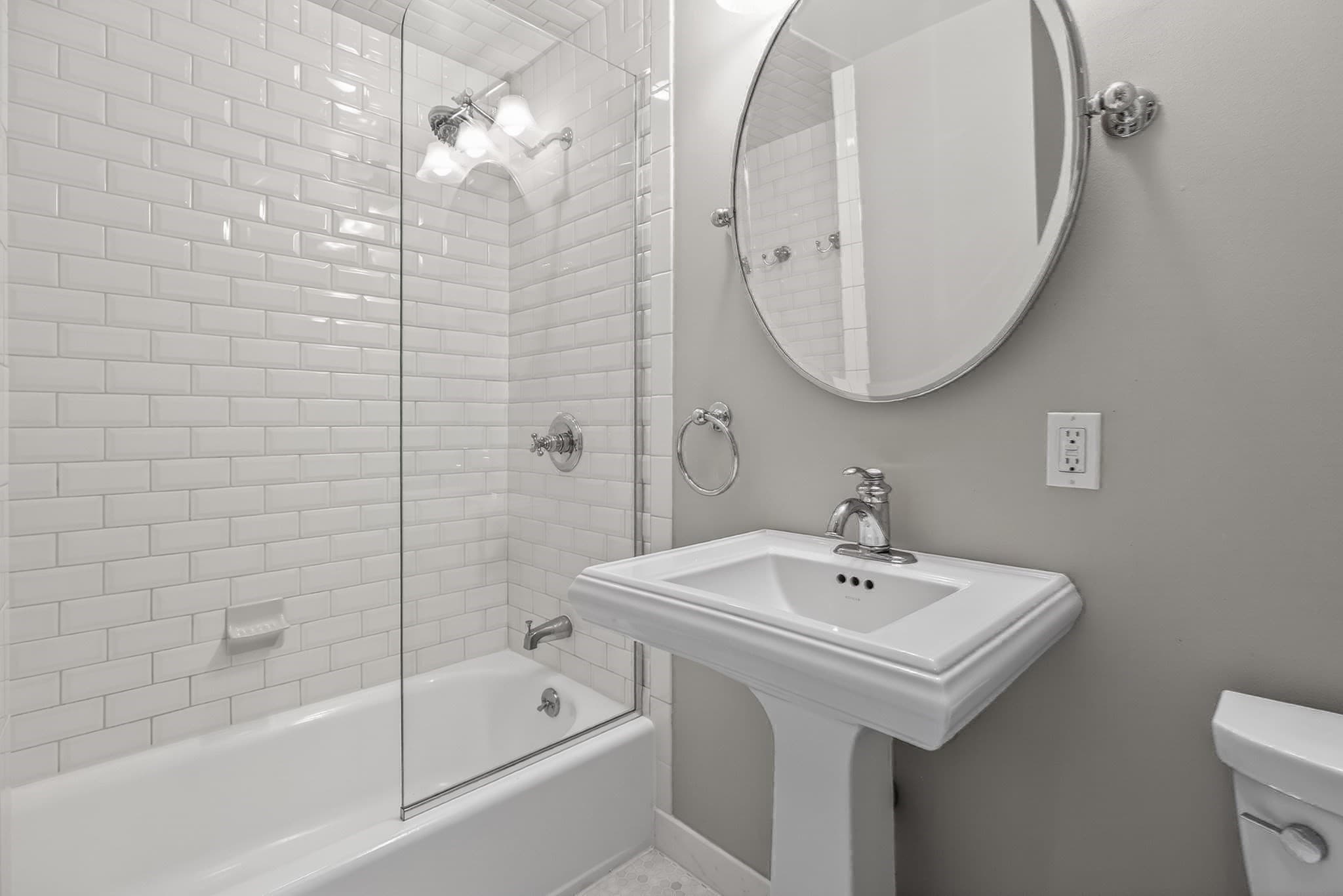 Condominium at 180 Marlborough St # 2, Boston MA 02116, photo 23 of 28
