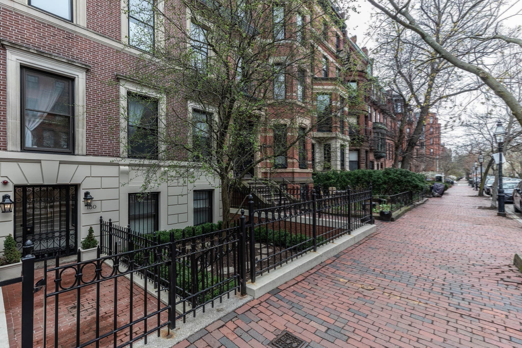 Condominium at 180 Marlborough St # 2, Boston MA 02116, photo 26 of 28