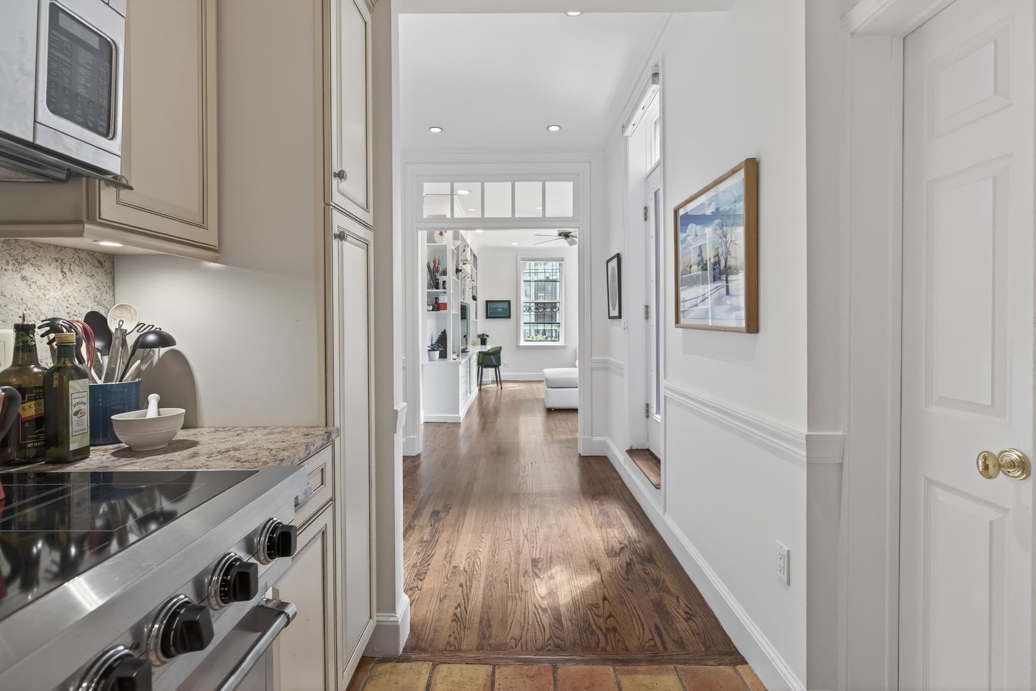 Condominium at 180 Marlborough St # 2, Boston MA 02116, photo 11 of 28
