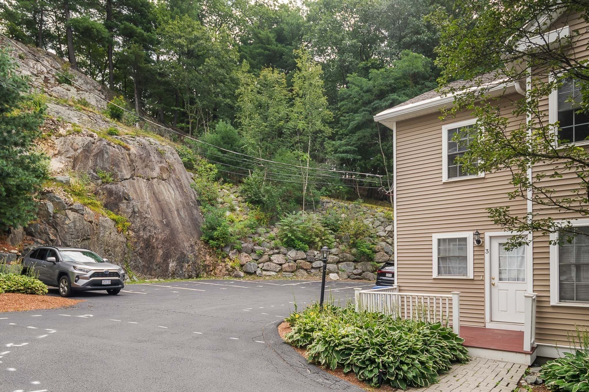 Condominium at 824 Main St. # 3, Wakefield MA 01880, Wakefield, photo 6 of 33