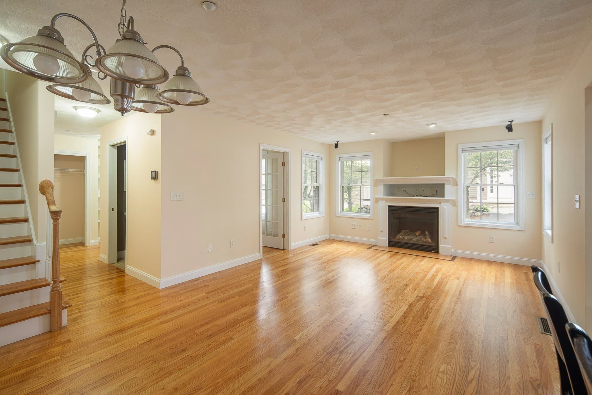 Condominium at 824 Main St. # 3, Wakefield MA 01880, Wakefield, photo 16 of 33