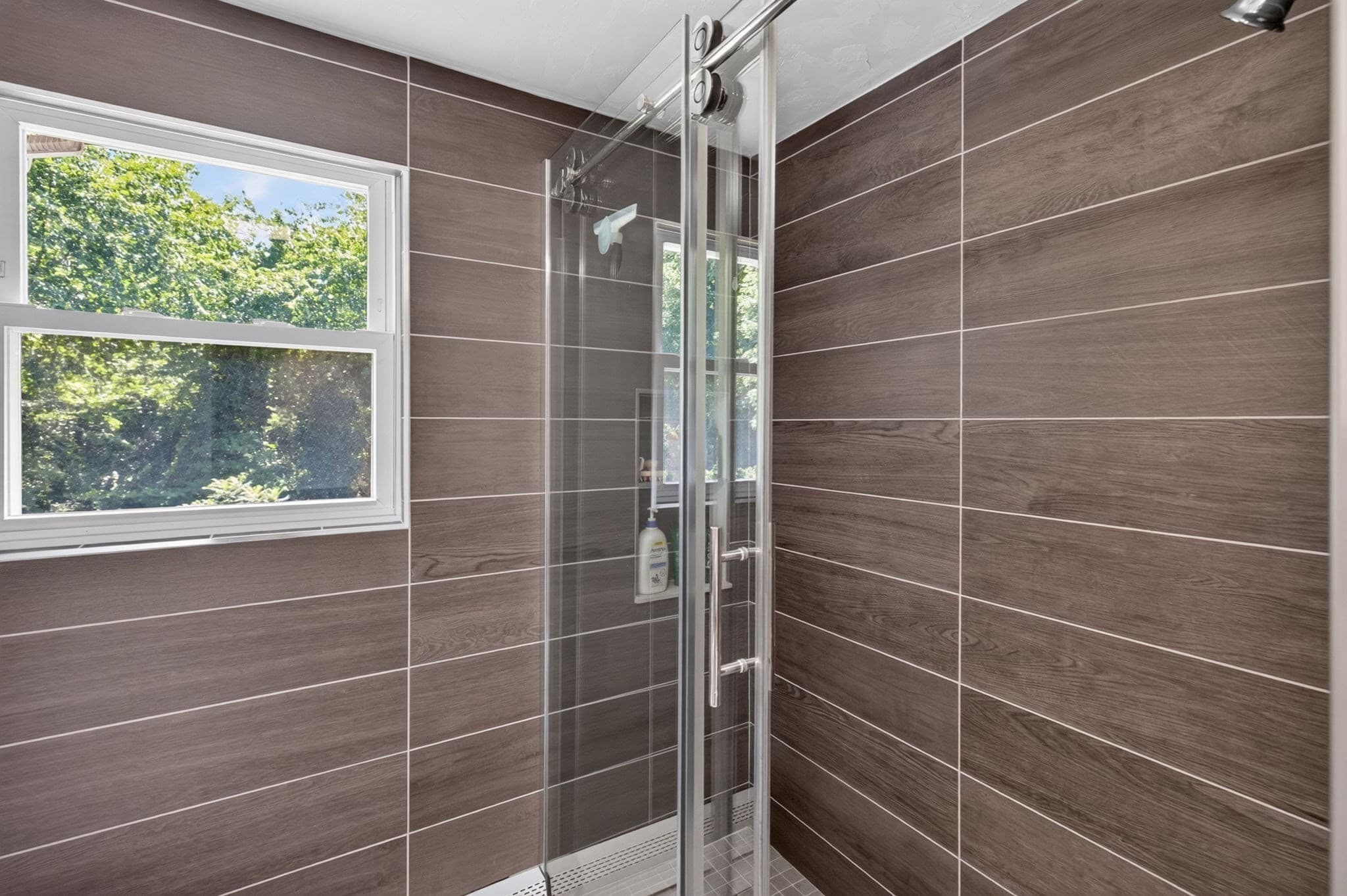 Single Family Residence at 315 Broadway, Raynham MA 02767, Raynham, photo 14 of 40