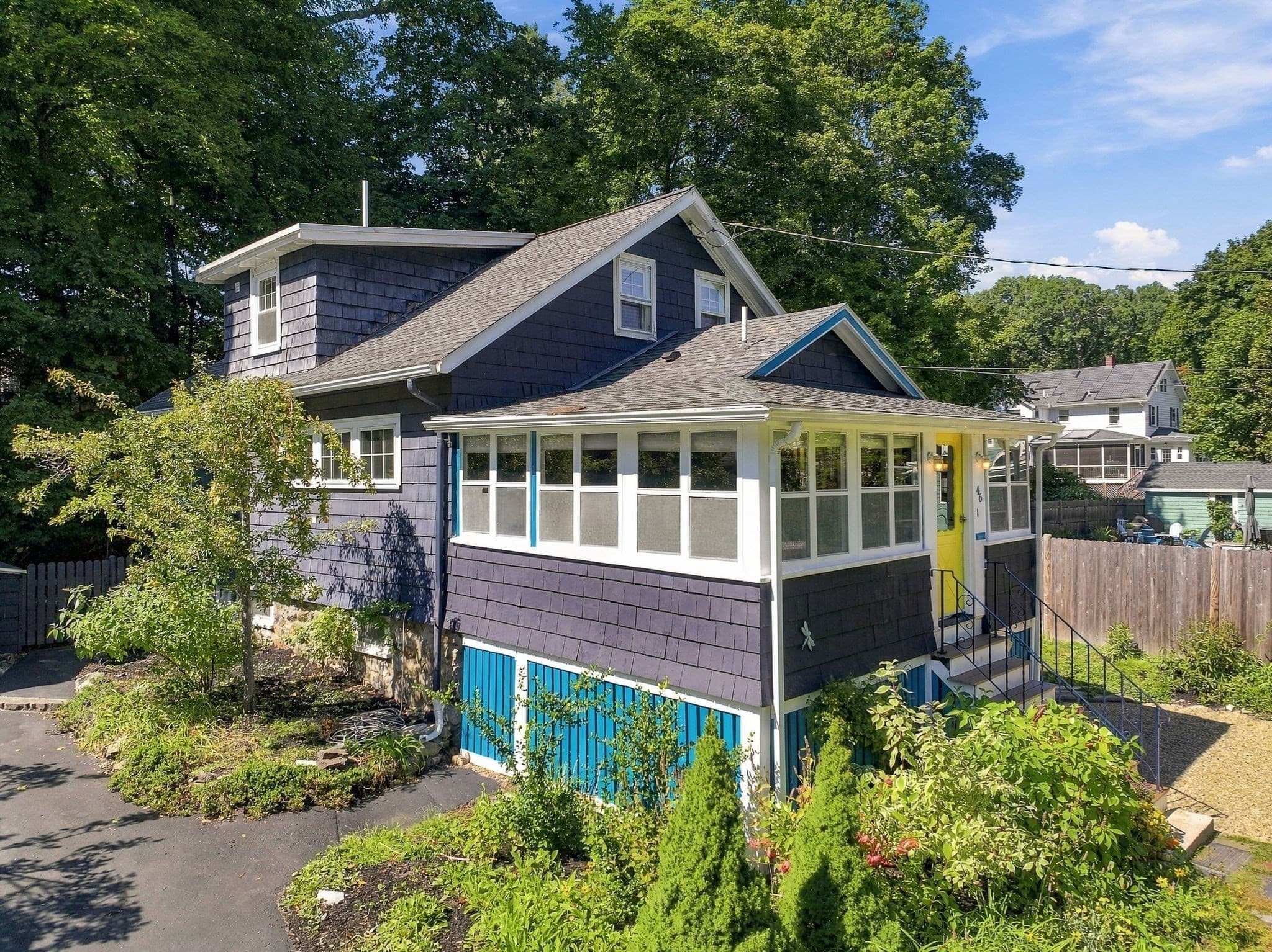 Single Family Residence at 46 Maple Rd, Melrose MA 02176, photo 2 of 33