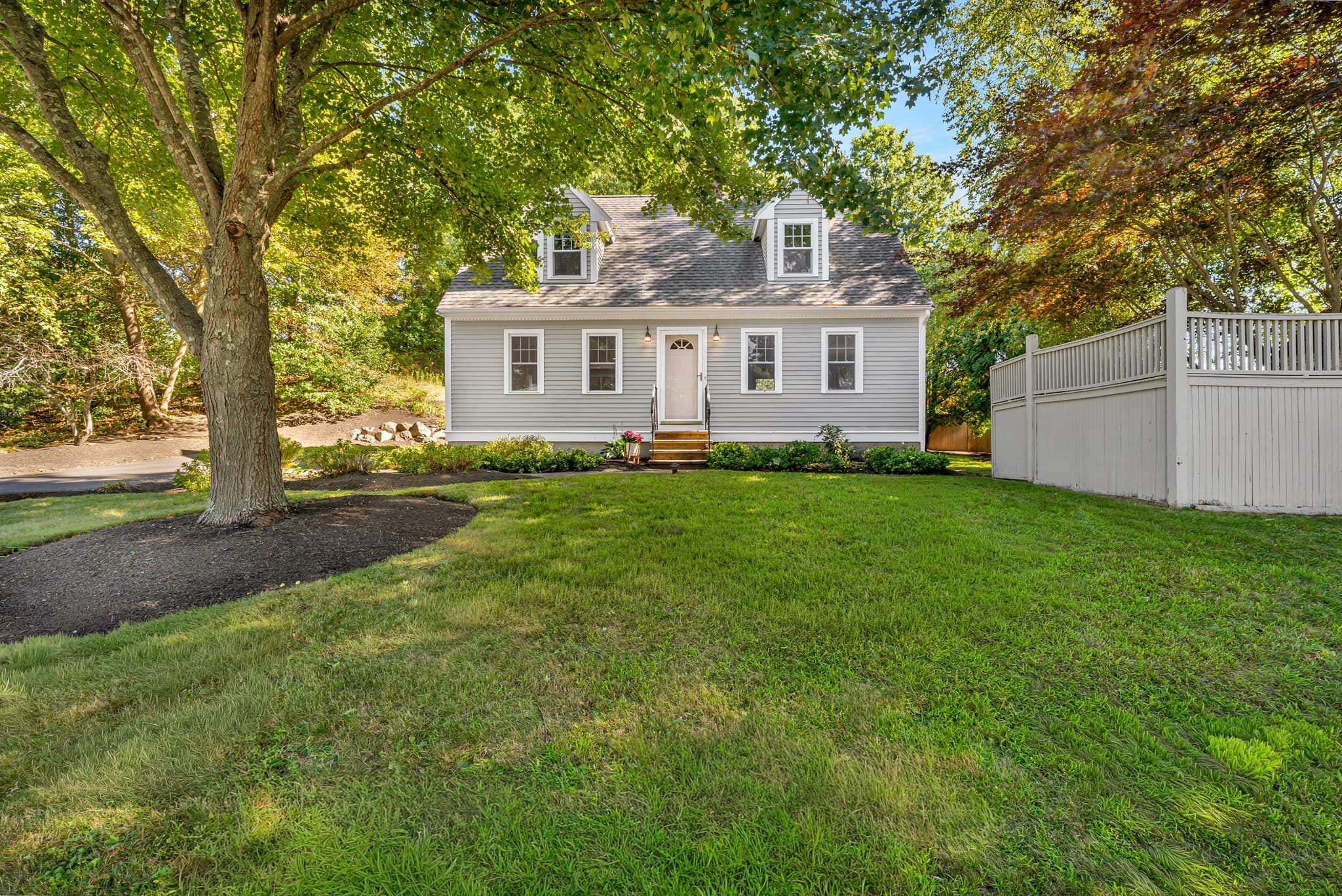 Single Family Residence at 2 Hunter Dr, Newburyport MA 01950, Newburyport, photo 2 of 36