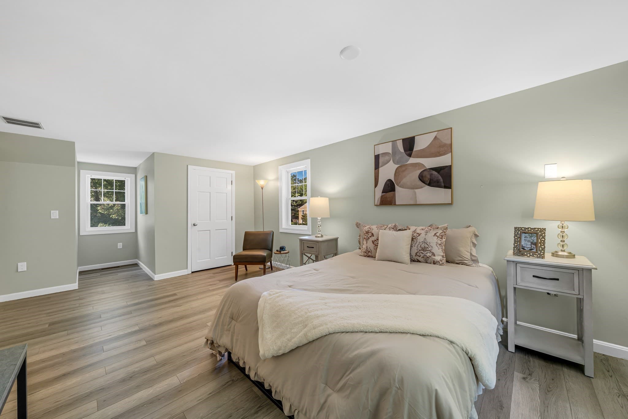 Single Family Residence at 2 Hunter Dr, Newburyport MA 01950, Newburyport, photo 17 of 36