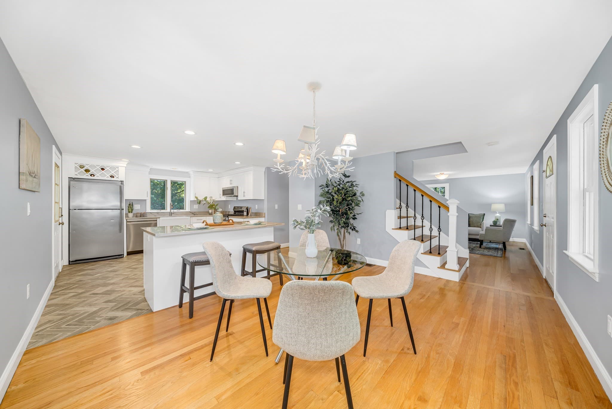Single Family Residence at 2 Hunter Dr, Newburyport MA 01950, Newburyport, photo 8 of 36
