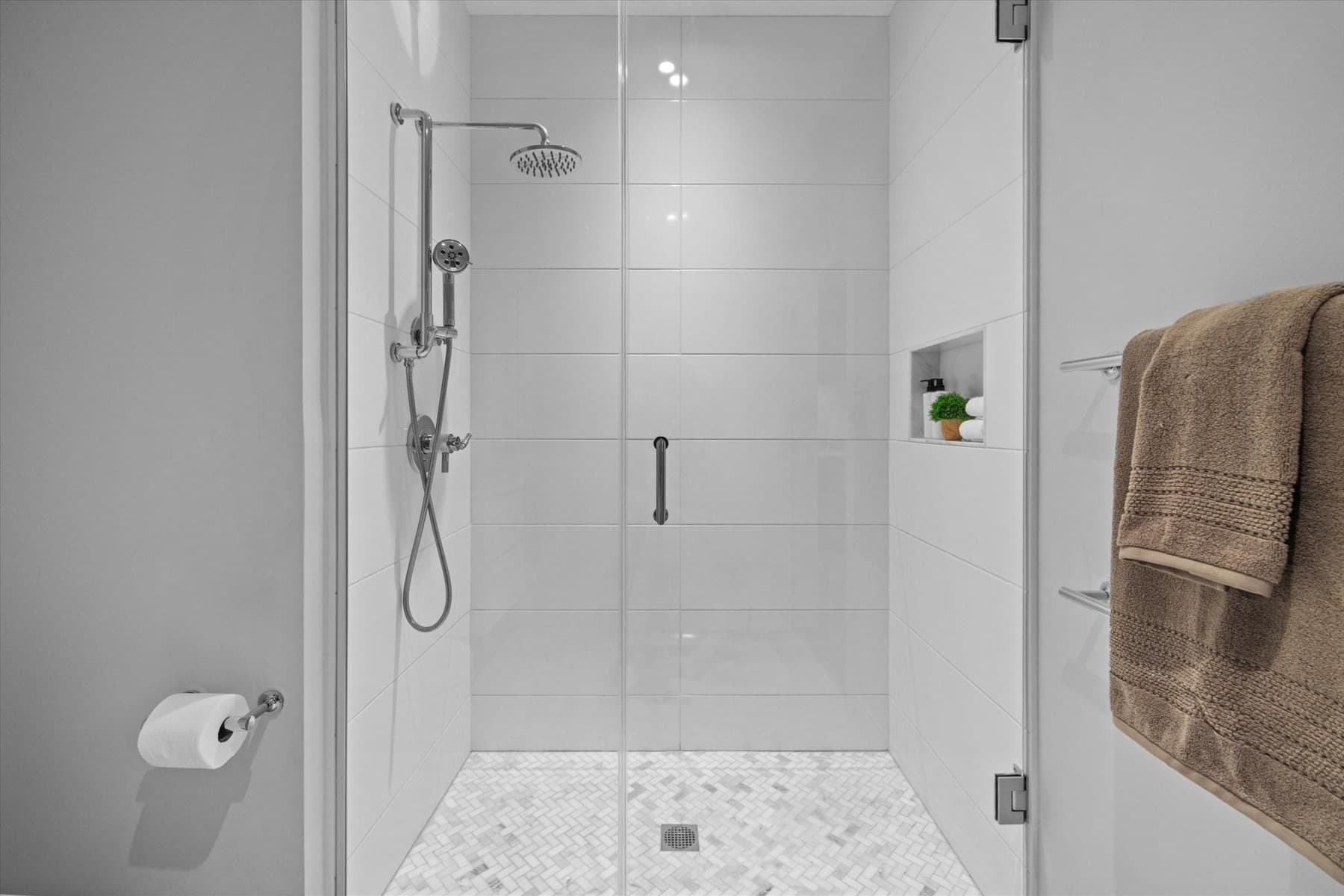 Condominium at 100 Shawmut # 414, Boston MA 02118, photo 12 of 27