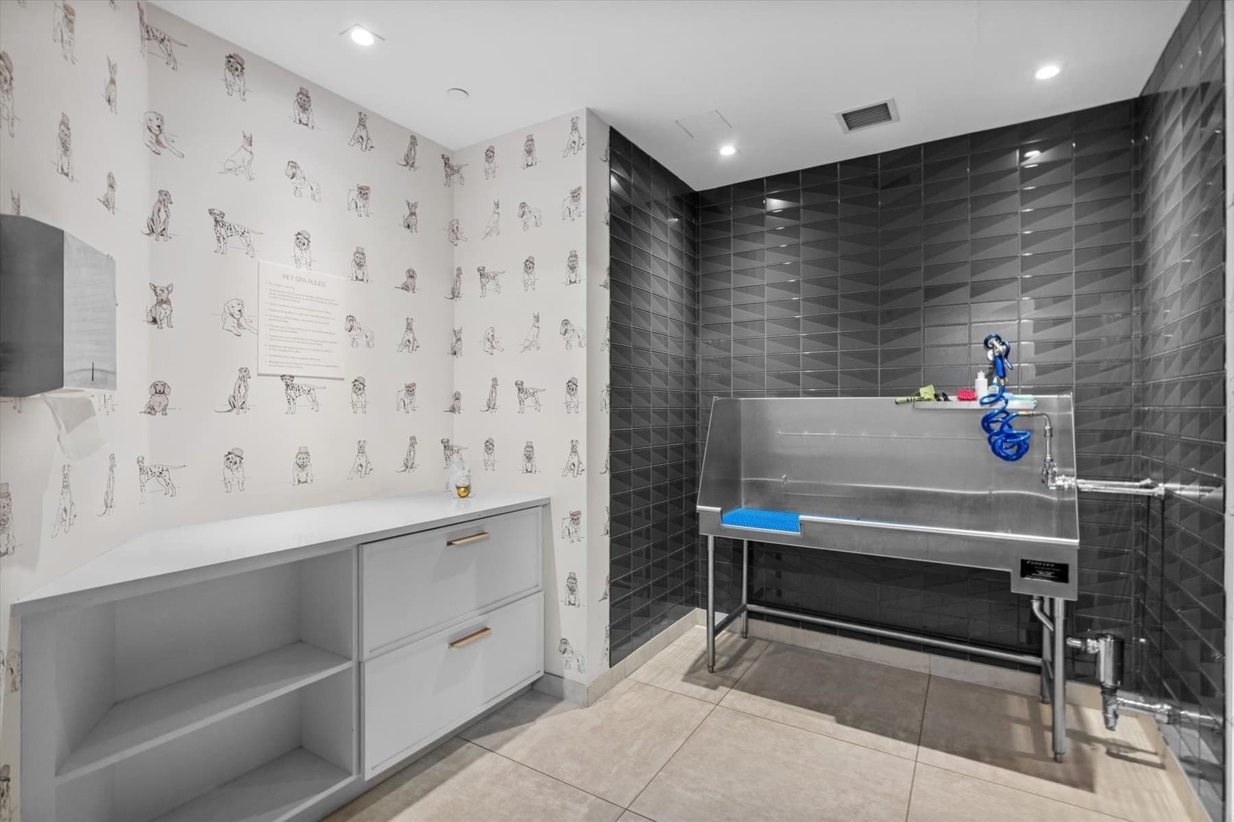 Condominium at 100 Shawmut # 414, Boston MA 02118, photo 25 of 27