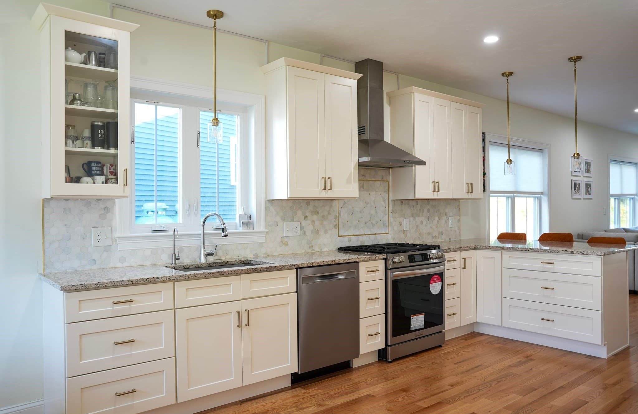 Condominium at 12 Kodiak Ln # 12, Milford MA 01757, Milford, photo 6 of 39