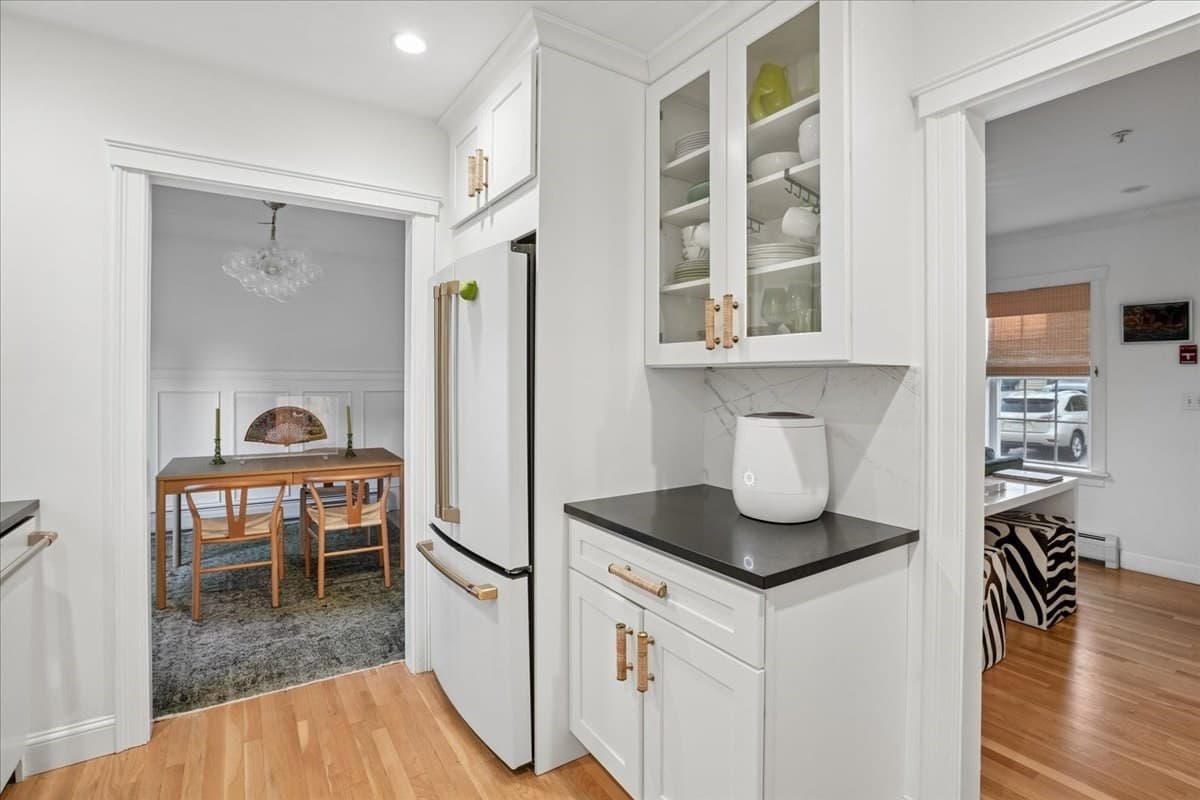 Condominium at 100 State St # 8, Newburyport MA 01950, Newburyport, photo 17 of 40