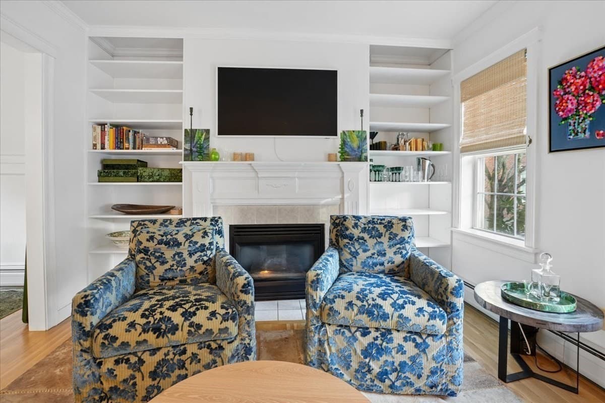 Condominium at 100 State St # 8, Newburyport MA 01950, Newburyport, photo 10 of 40