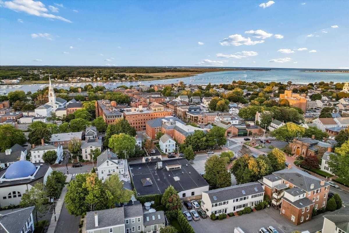 Condominium at 100 State St # 8, Newburyport MA 01950, Newburyport, photo 31 of 40