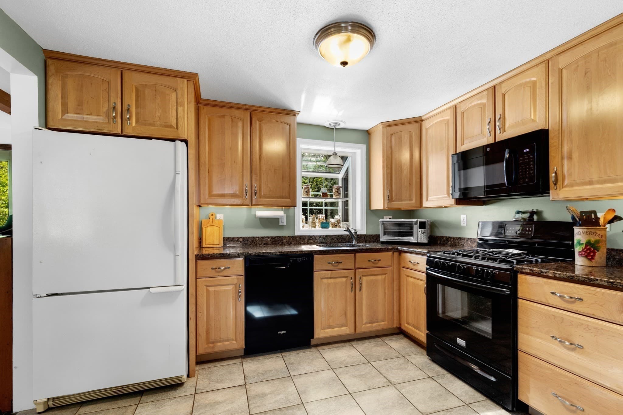Single Family Residence at 3 Cornish St., Carver MA 02330, Carver, photo 10 of 30