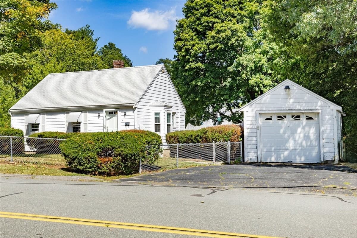 Residential at 41 Otis Street, Danvers MA 01923, Danvers, photo 2 of 42