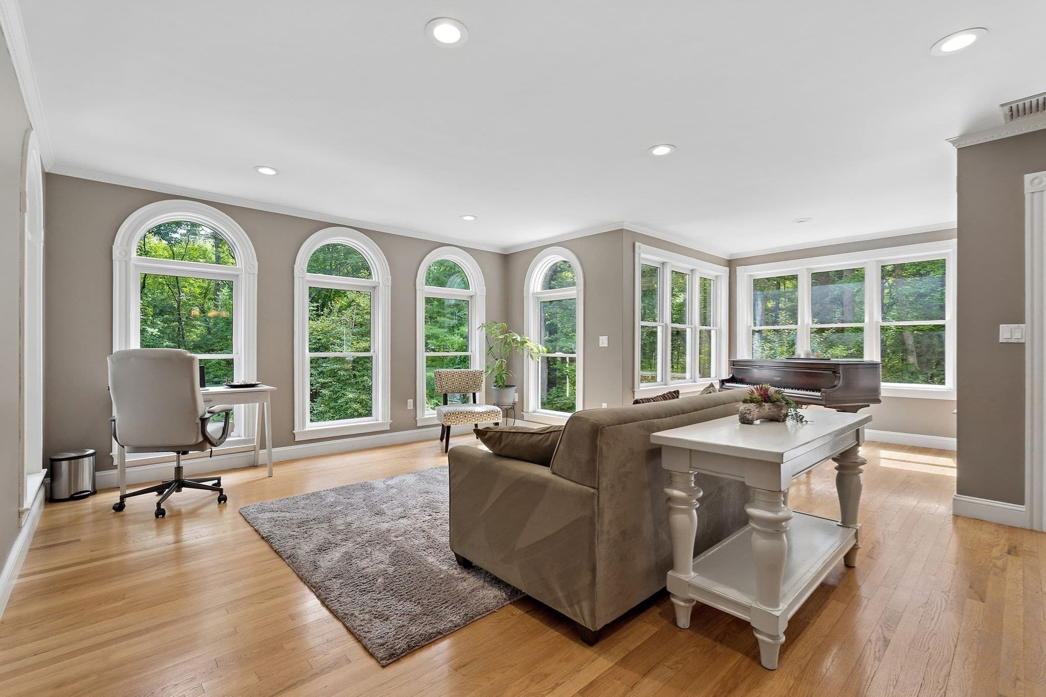 Single Family Residence at 160 Range Road, Concord MA 01742, Concord, photo 2 of 31