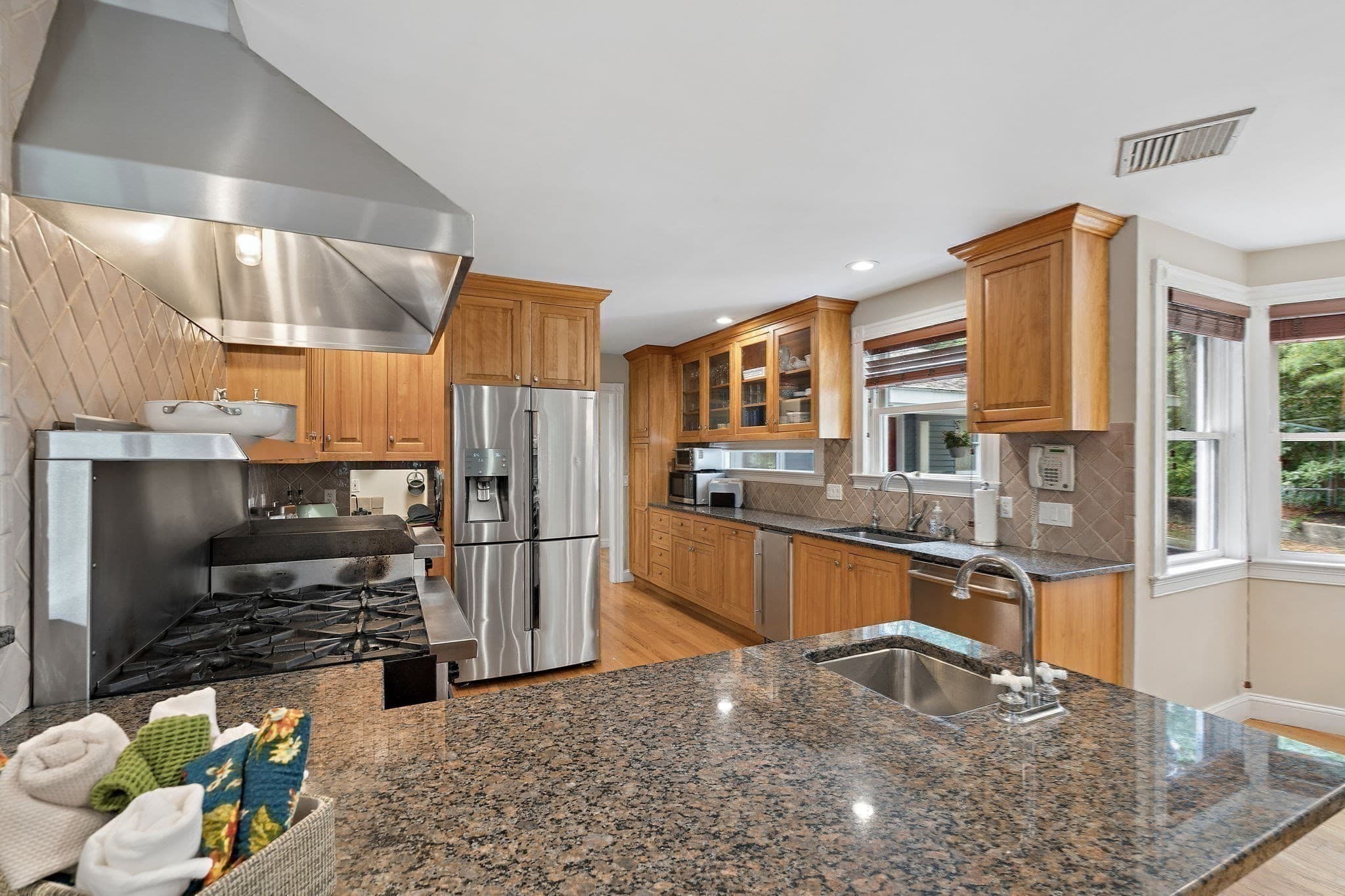 Single Family Residence at 160 Range Road, Concord MA 01742, Concord, photo 8 of 31