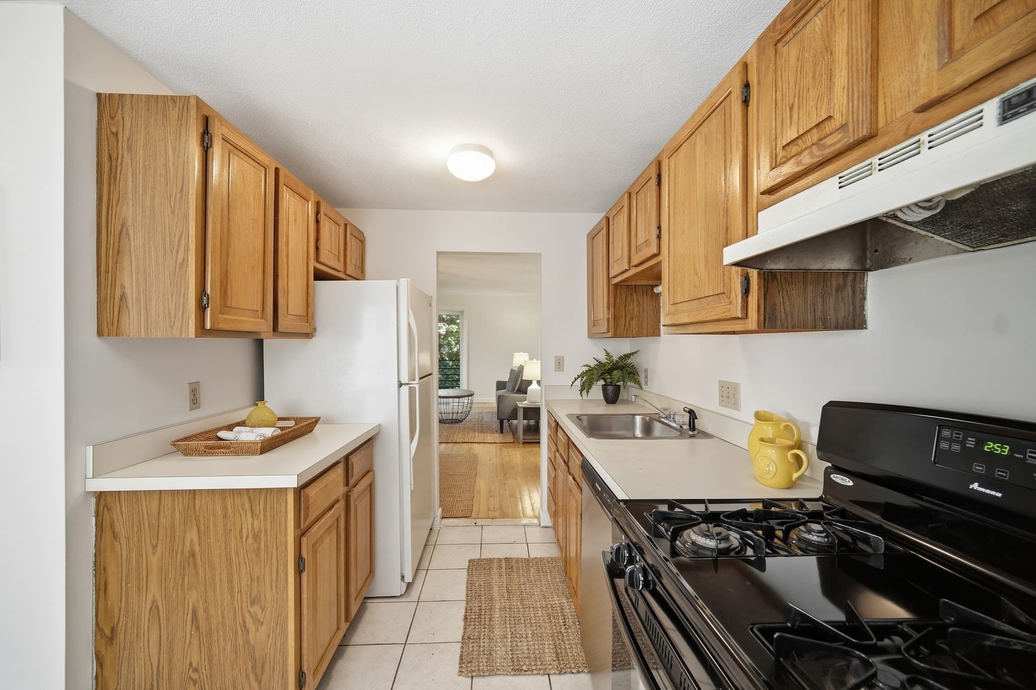 Condominium at 4 Oak Ridge # 1, Maynard MA 01754, Maynard, photo 11 of 27