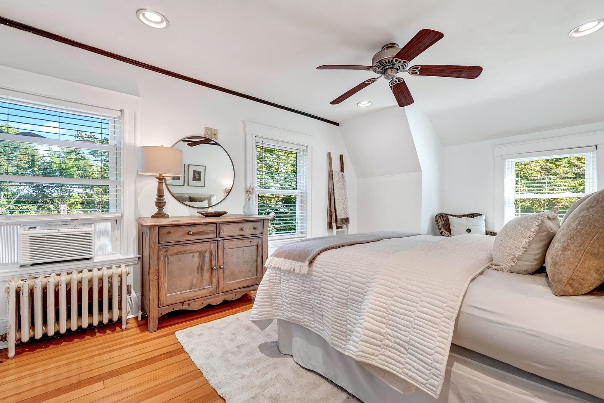 Single Family Residence at 51 Lindenwood Road, Stoneham MA 02180, Stoneham, photo 19 of 37